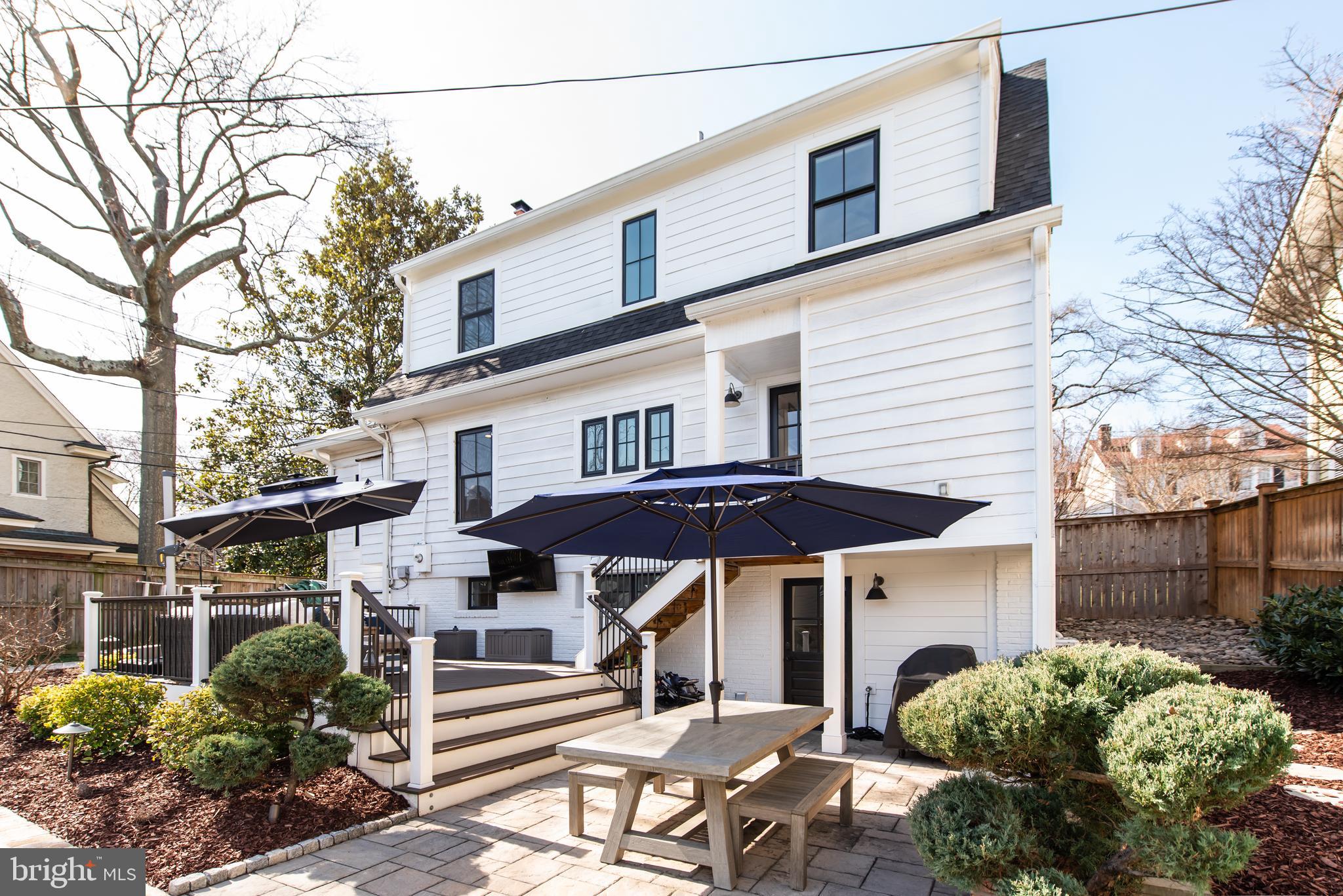 203 N View Ter