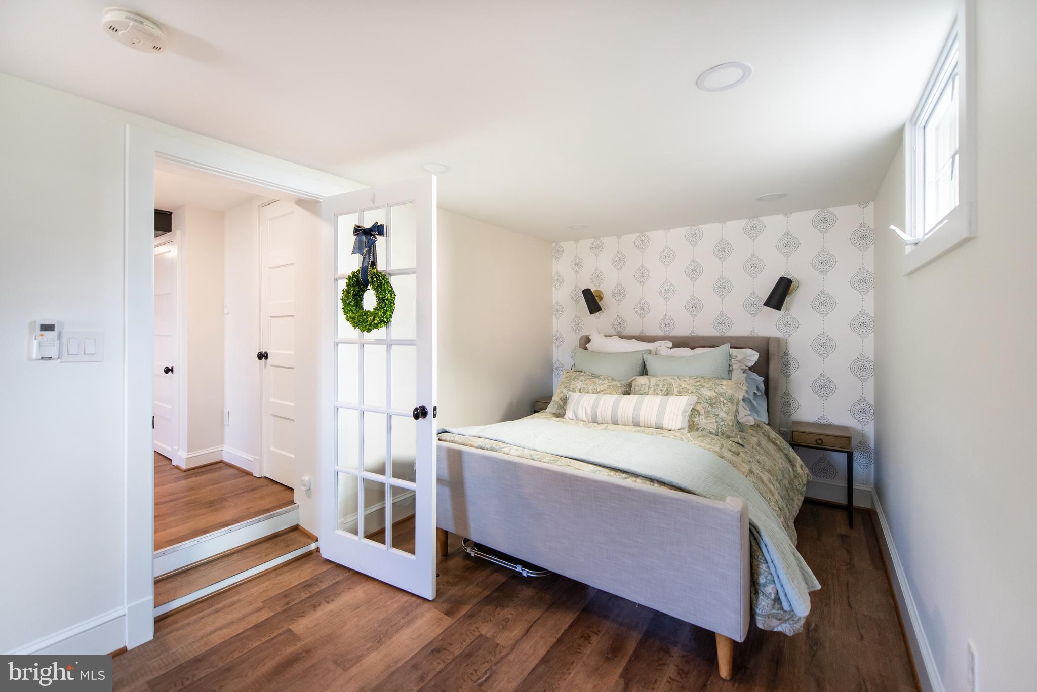 203 N View Ter