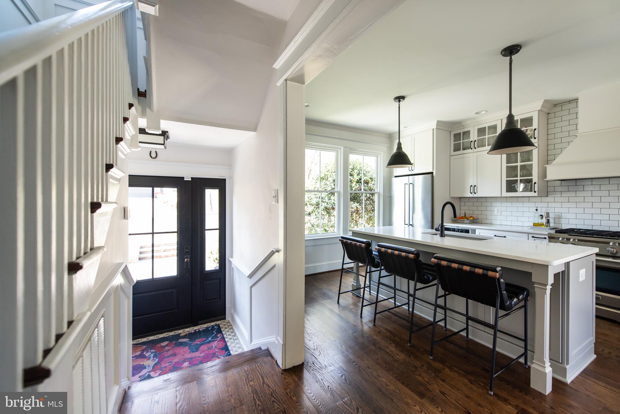 203 N View Ter
