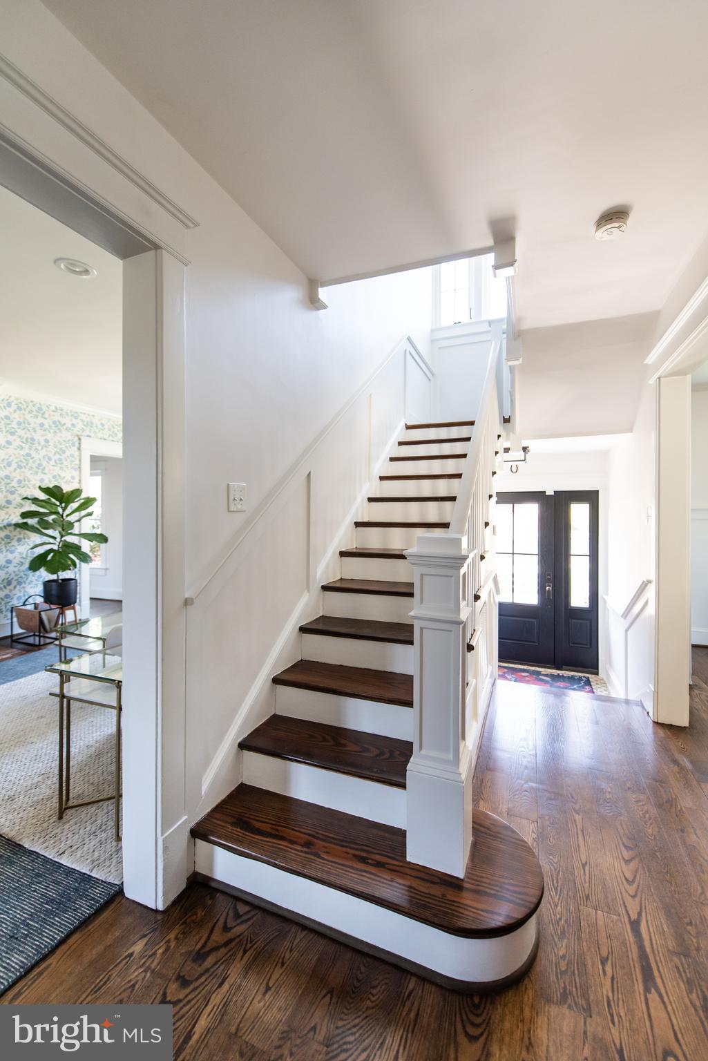 203 N View Ter