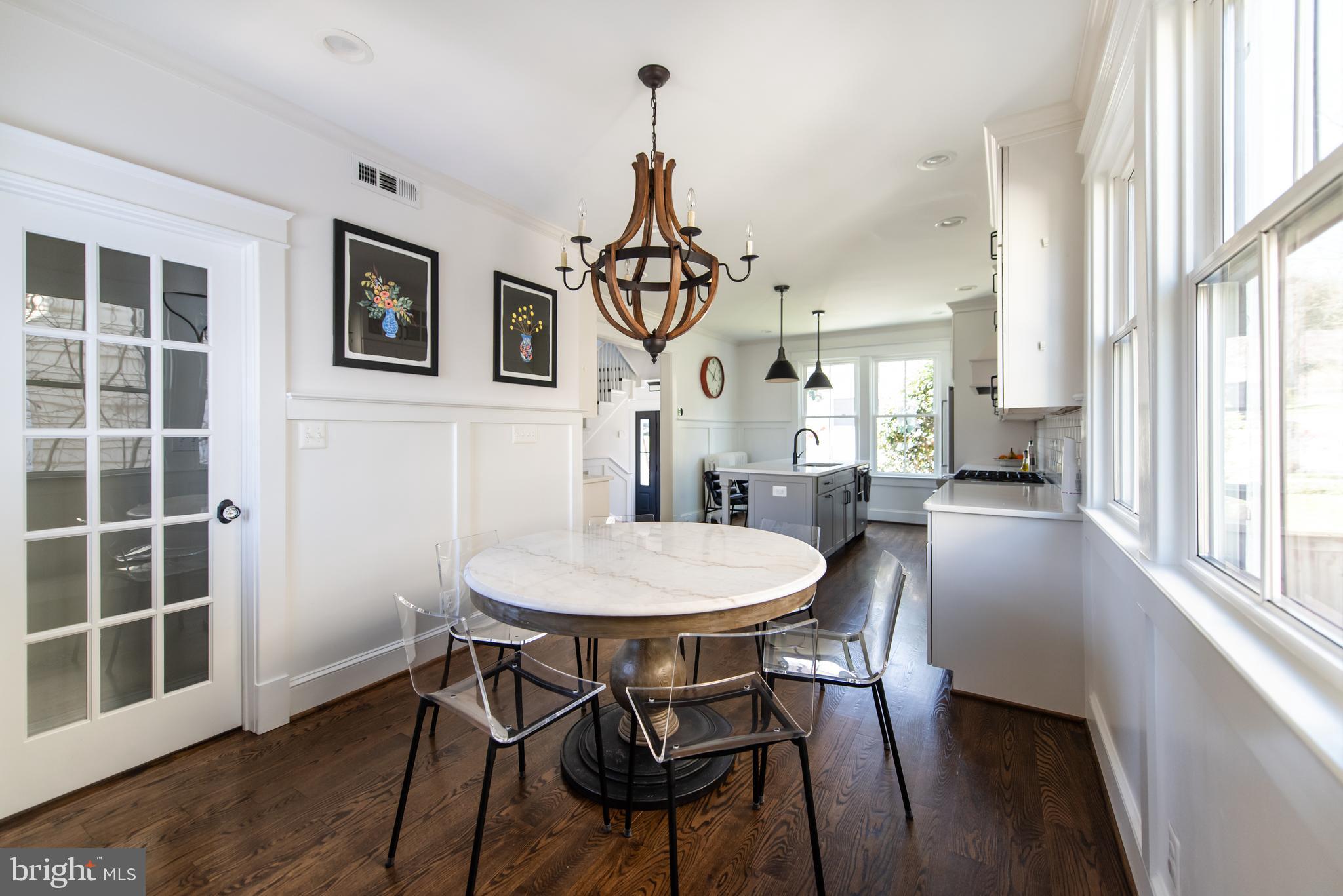 203 N View Ter