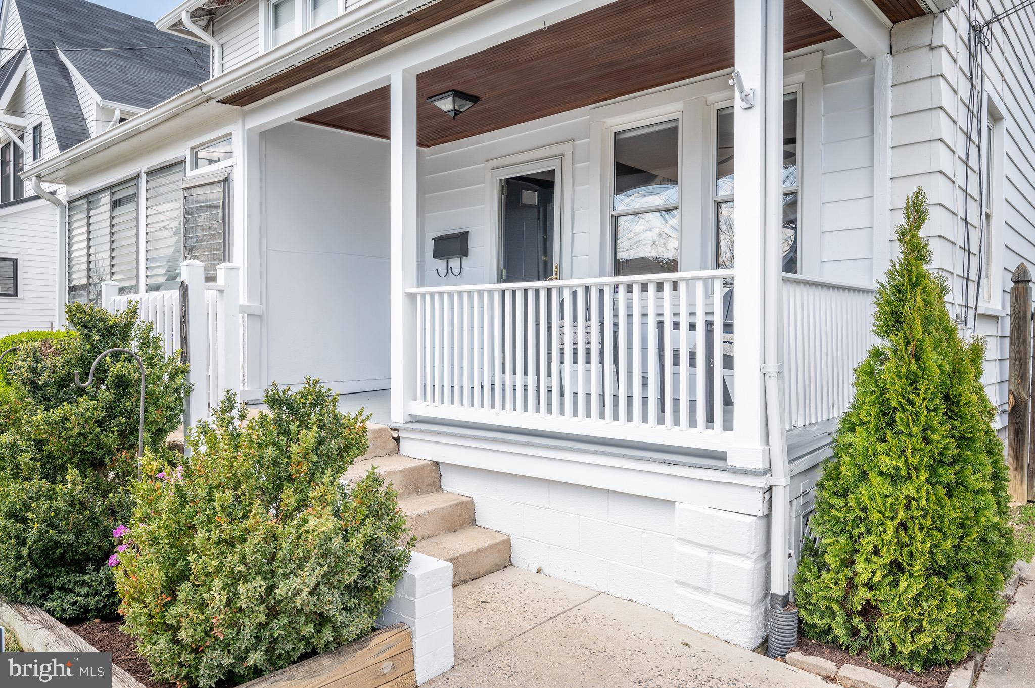 120-A E Raymond Ave E #A