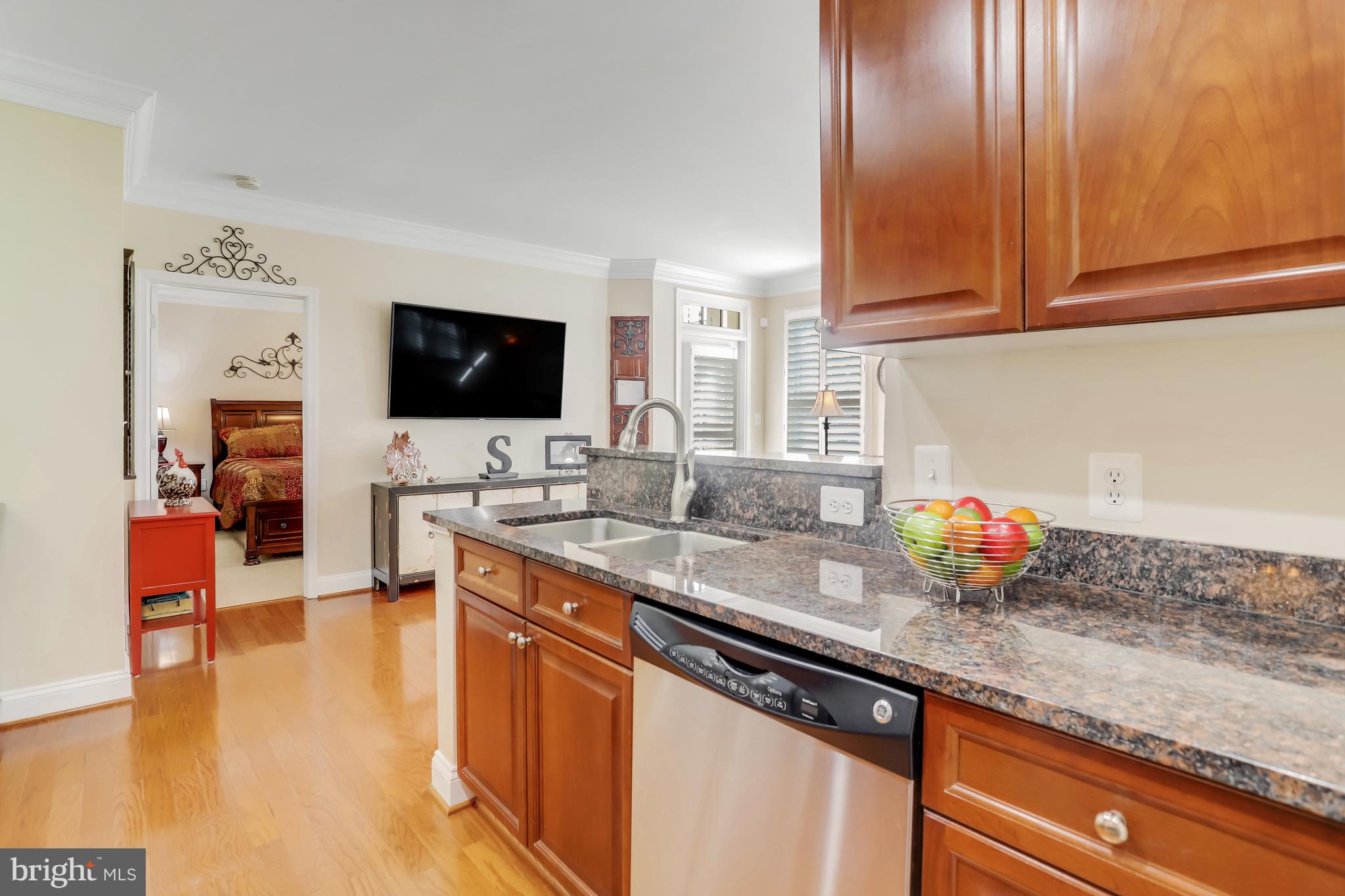 1115 Cameron St #113