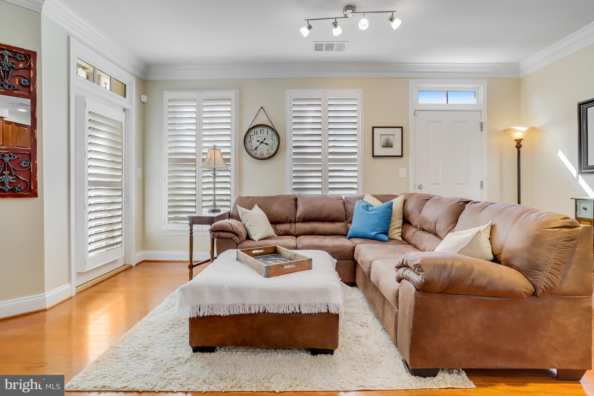 1115 Cameron St #113