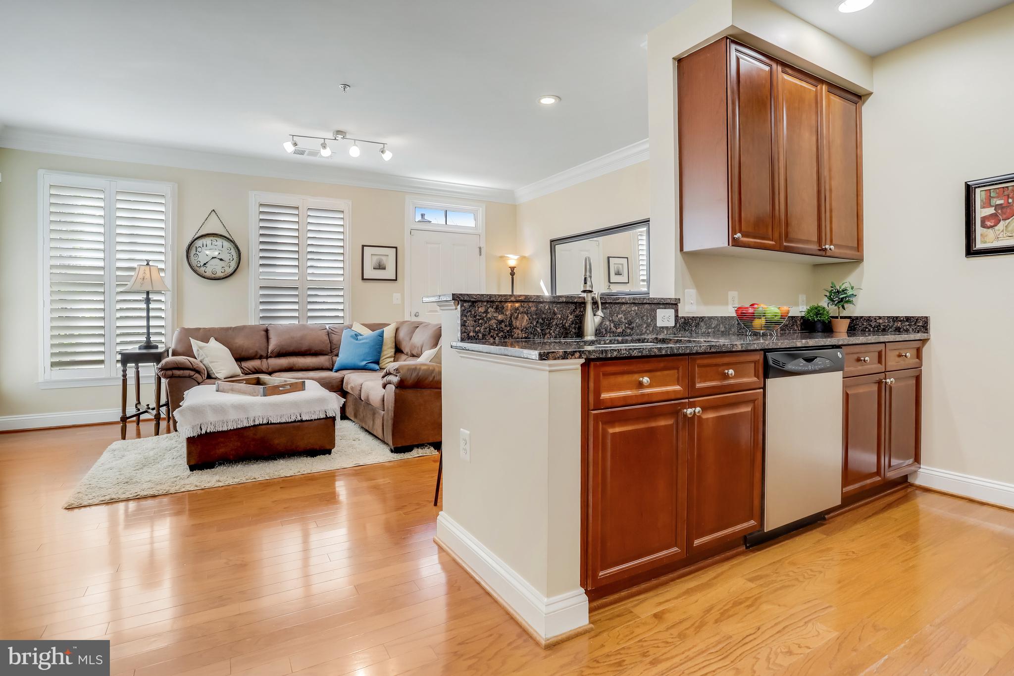 1115 Cameron St #113