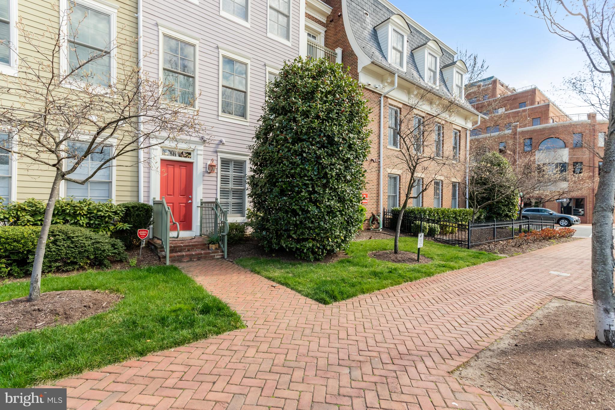 1115 Cameron St #113