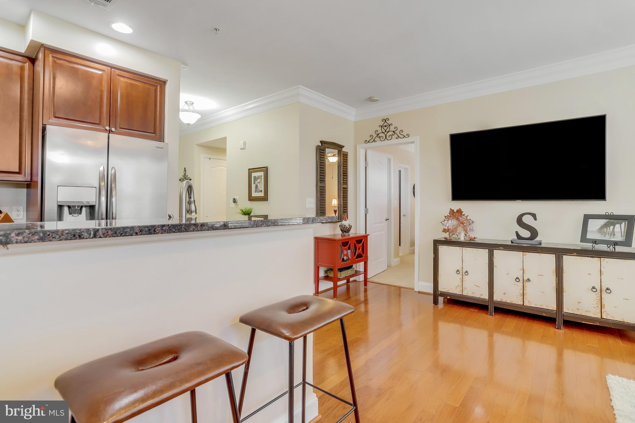 1115 Cameron St #113