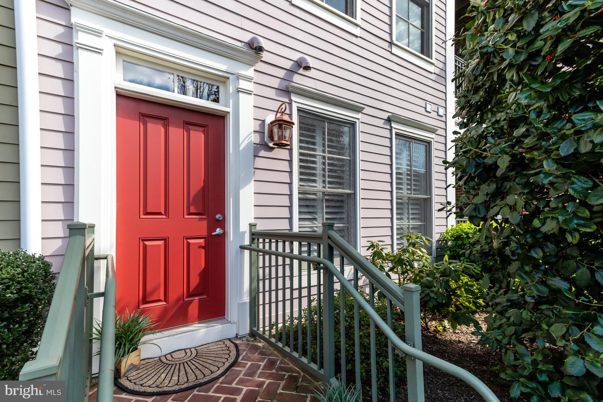 1115 Cameron St #113