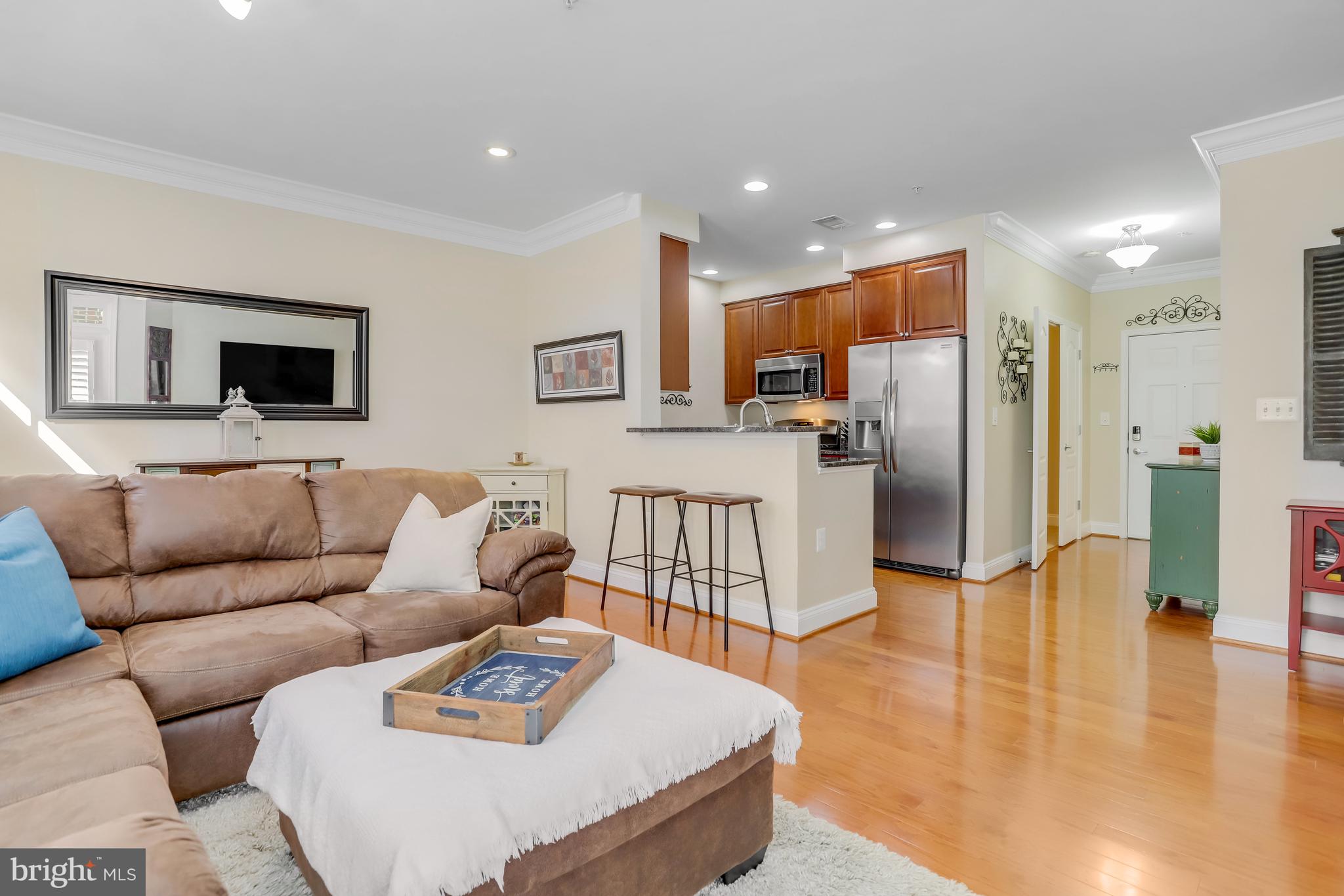 1115 Cameron St #113