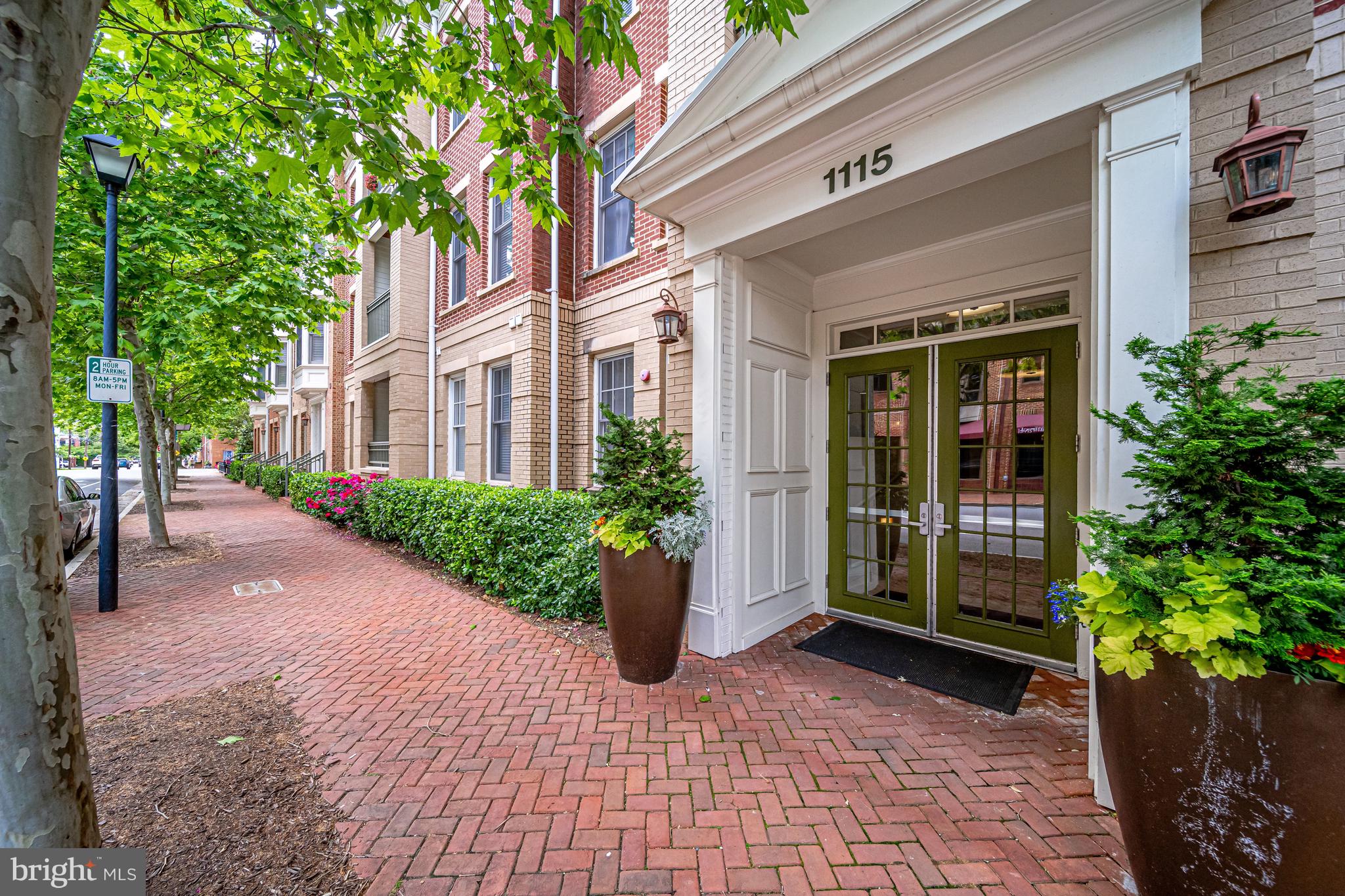 1115 Cameron St #113