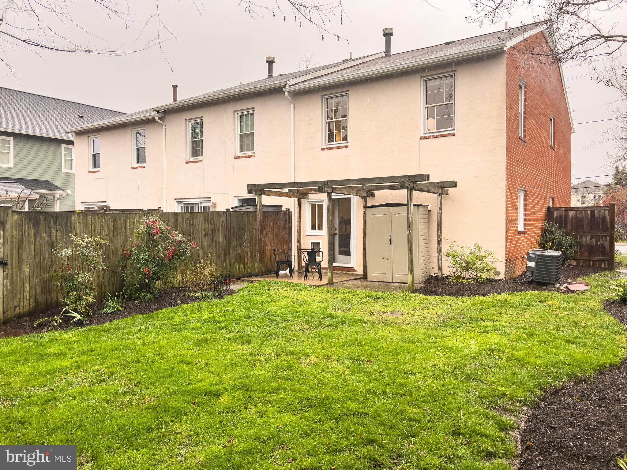 113 E Windsor Ave #C