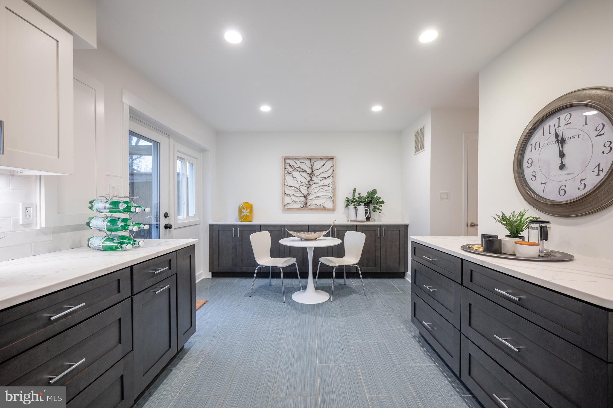 113 E Windsor Ave #C