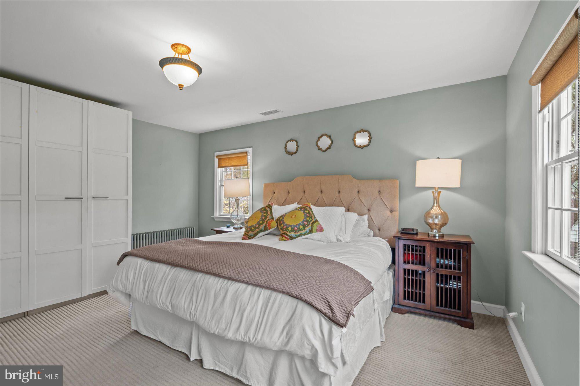 2607 Valley Dr
