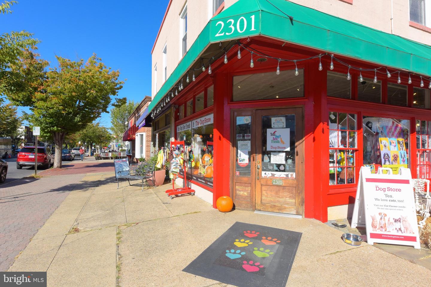 2105 Commonwealth Ave