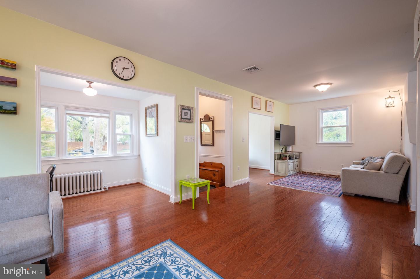 2105 Commonwealth Ave