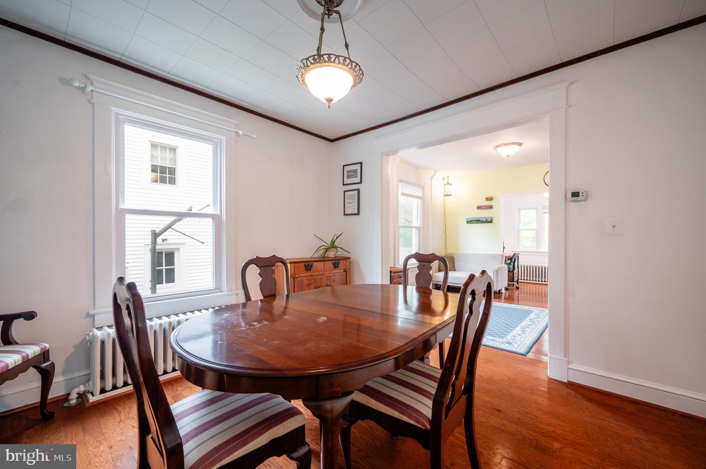 2105 Commonwealth Ave