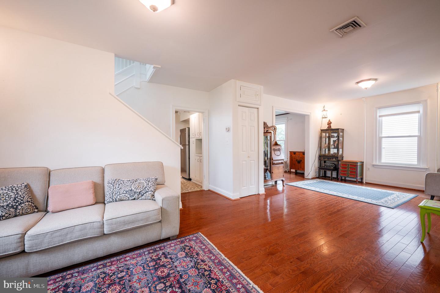 2105 Commonwealth Ave