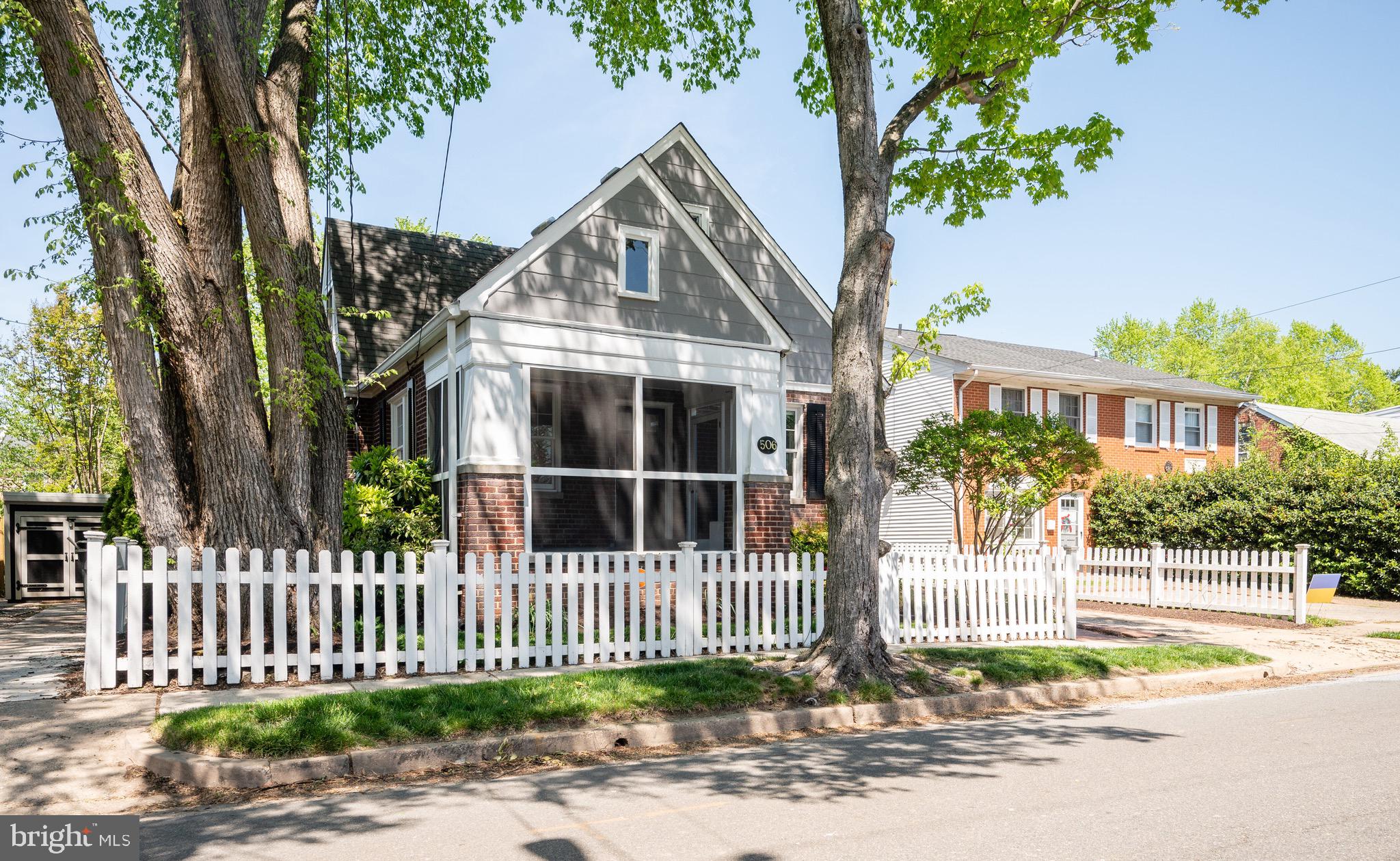 506 E Windsor Ave