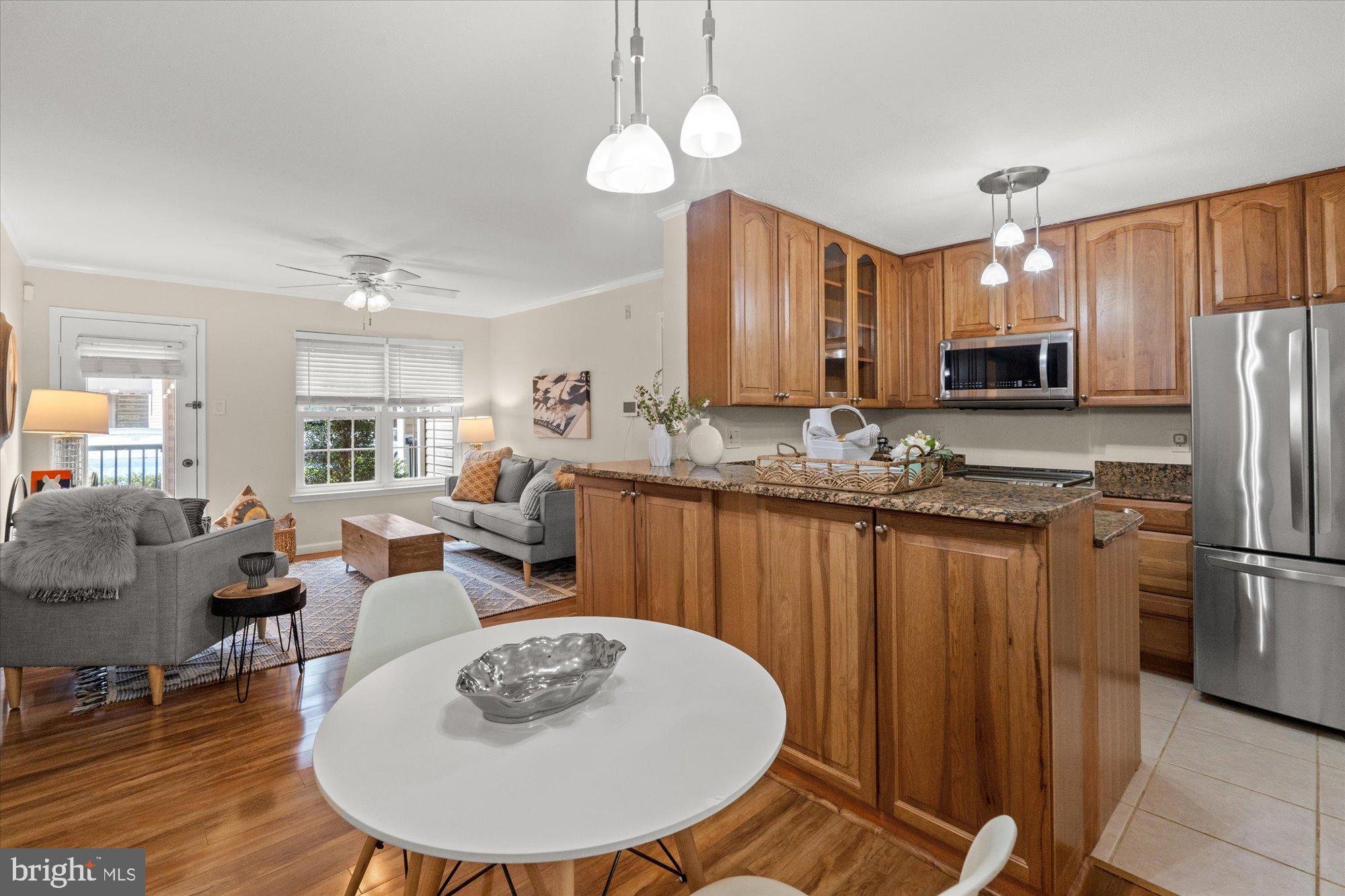 3304 Wyndham Cir #138