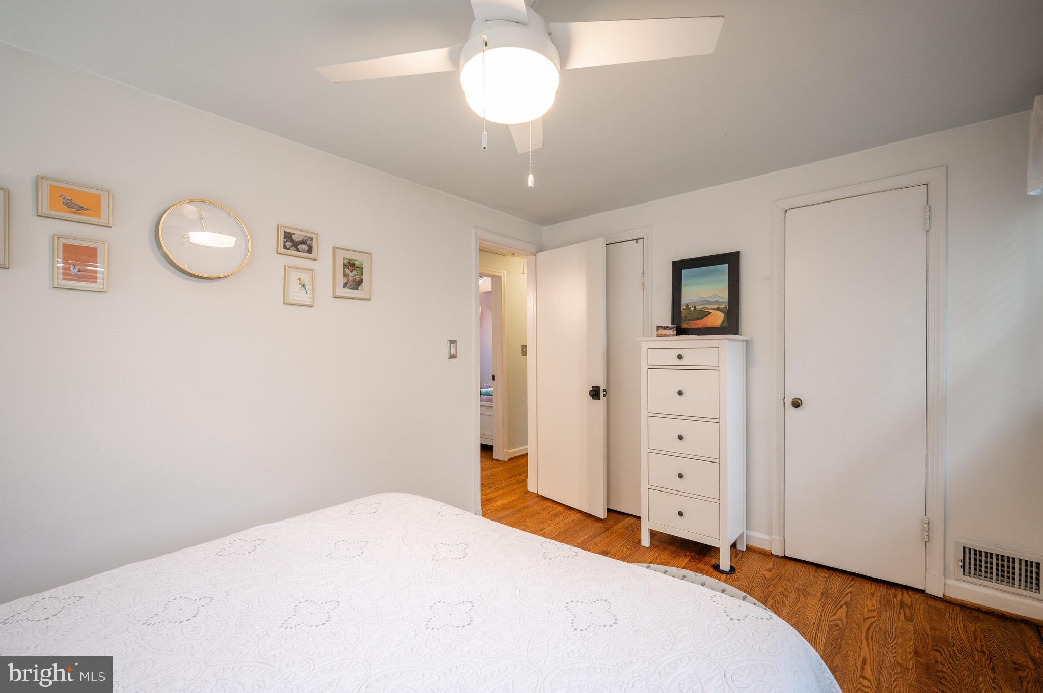 206 Uhler Ter W
