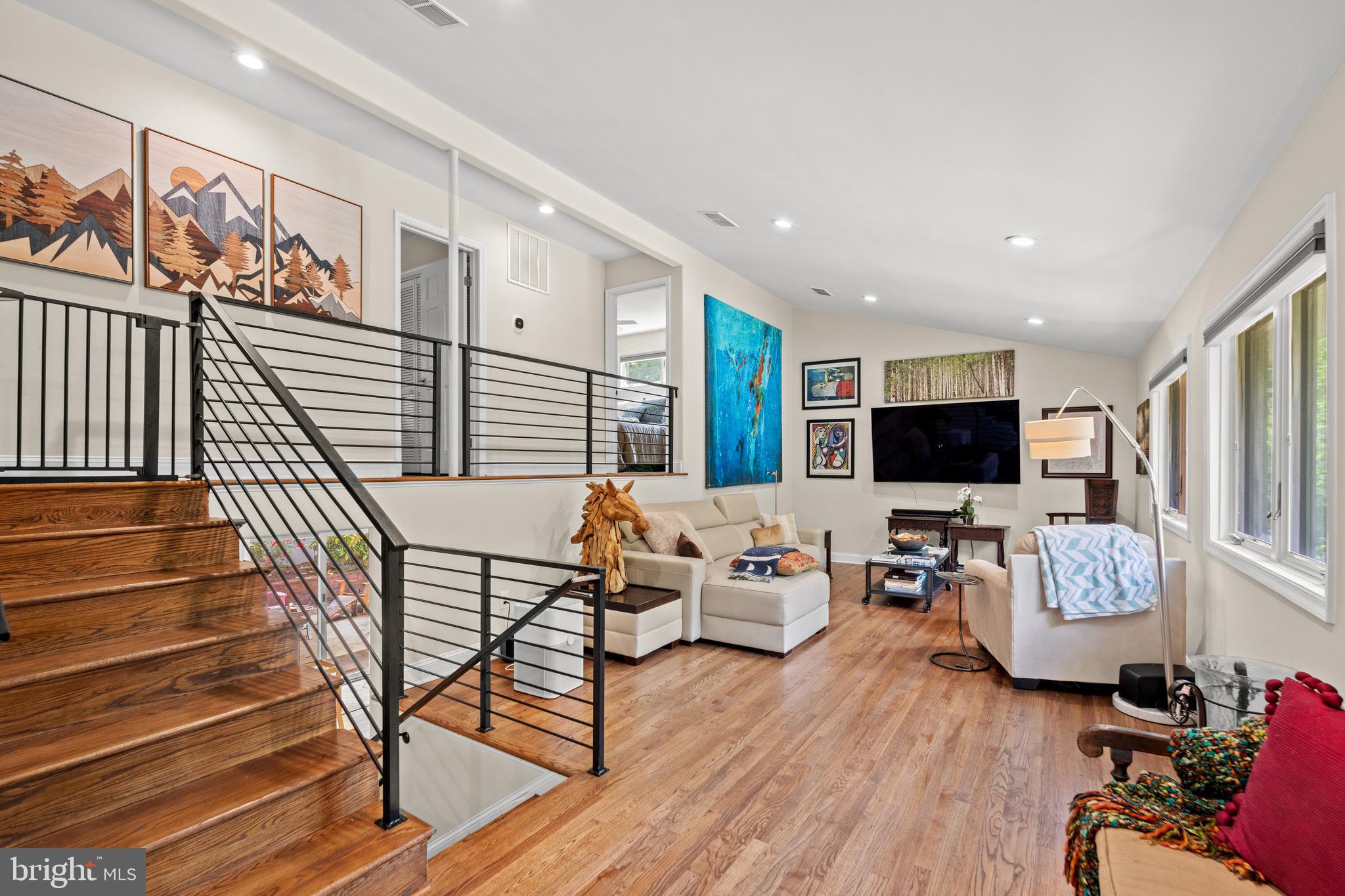 815 E Timber Branch Pkwy
