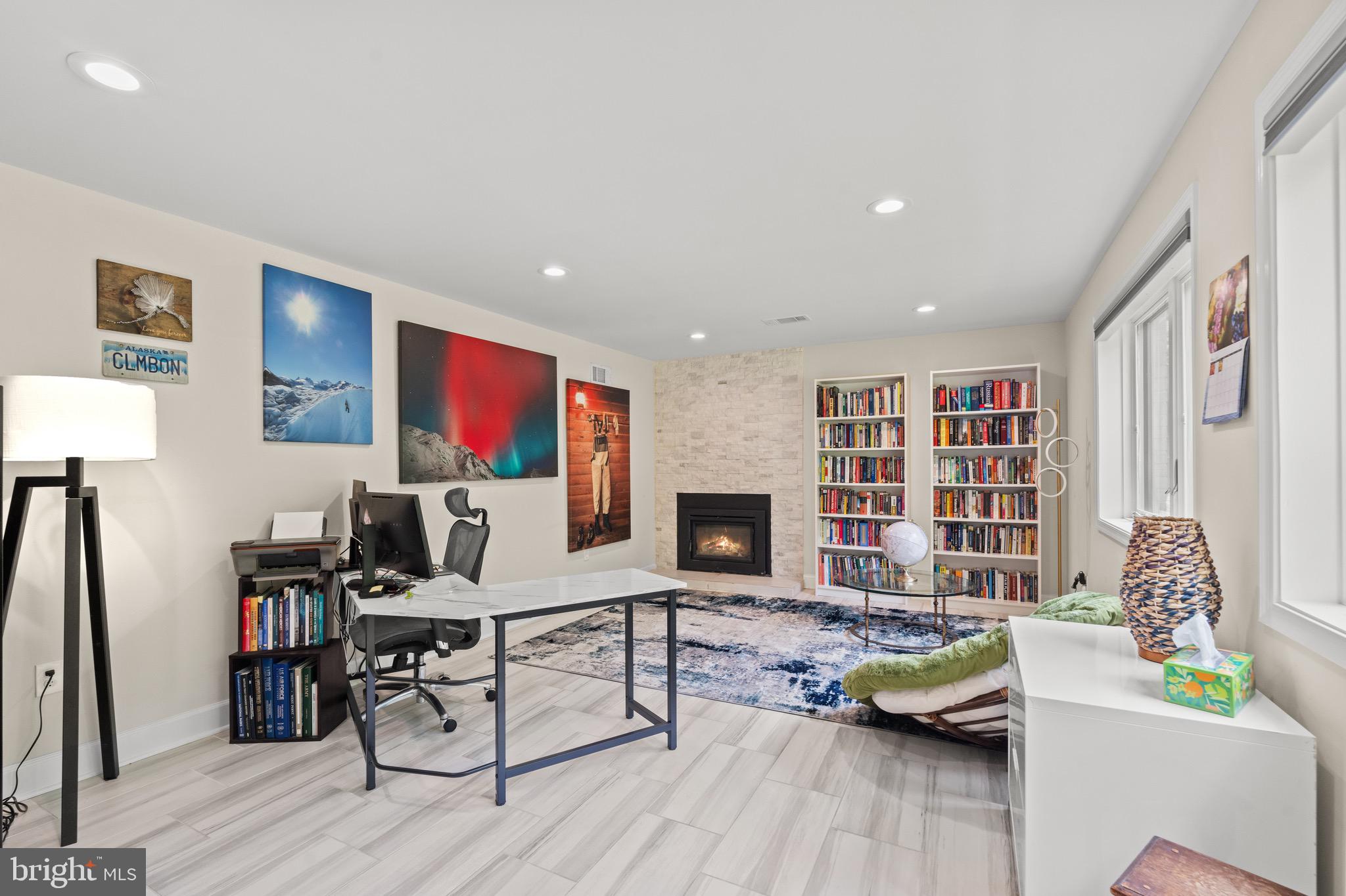815 E Timber Branch Pkwy