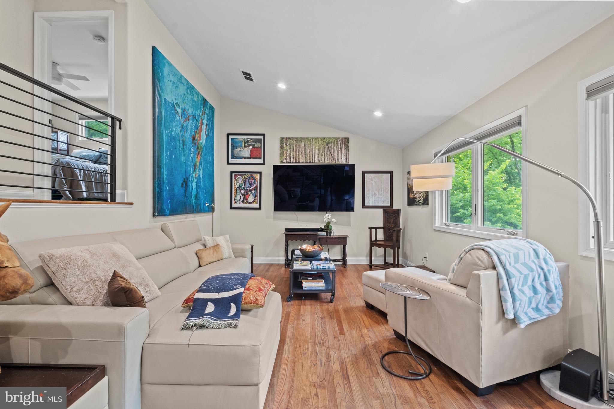 815 E Timber Branch Pkwy