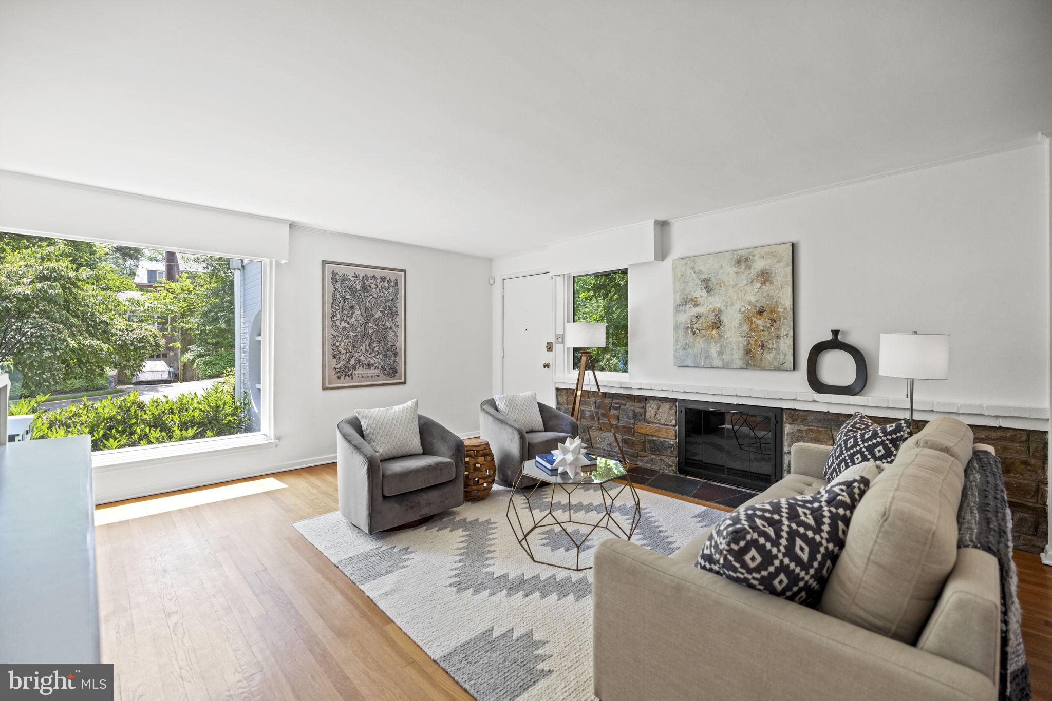 433 Argyle Dr