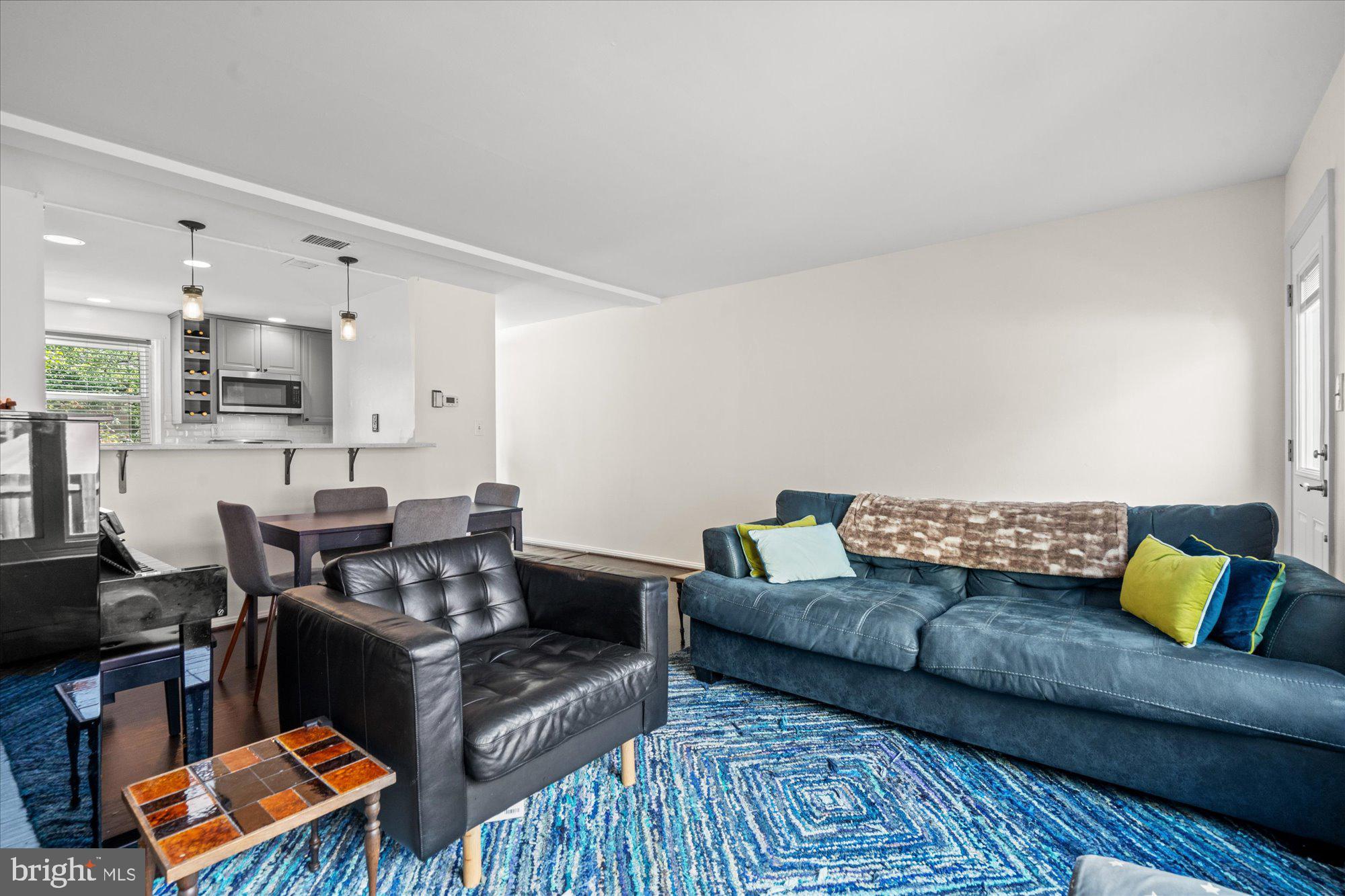 3 Ancell St