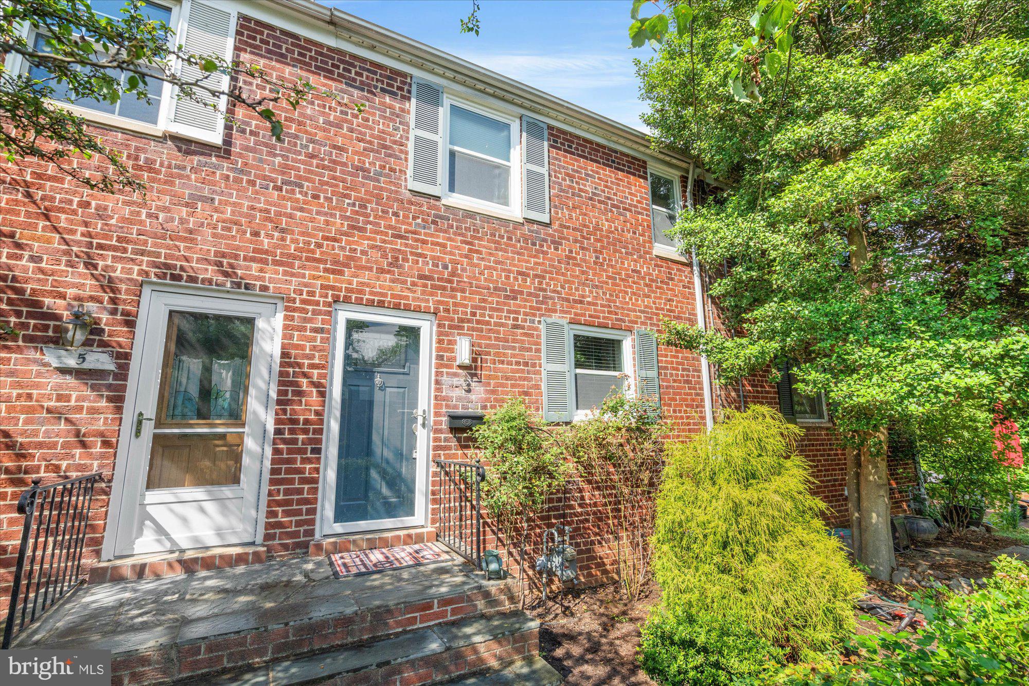 3 Ancell St
