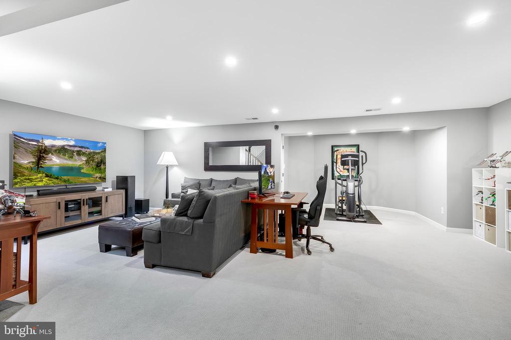 1207 Dartmouth Rd
