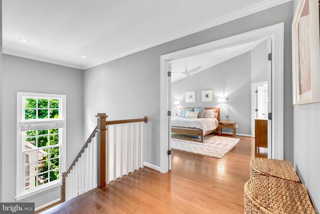 1207 Dartmouth Rd