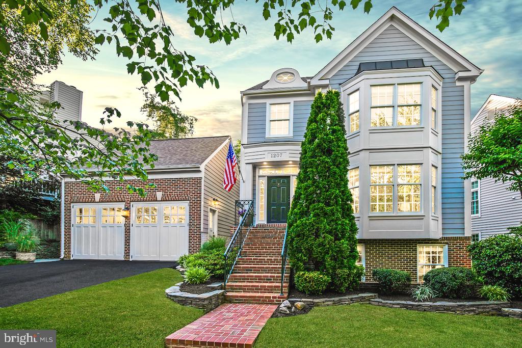 1207 Dartmouth Rd