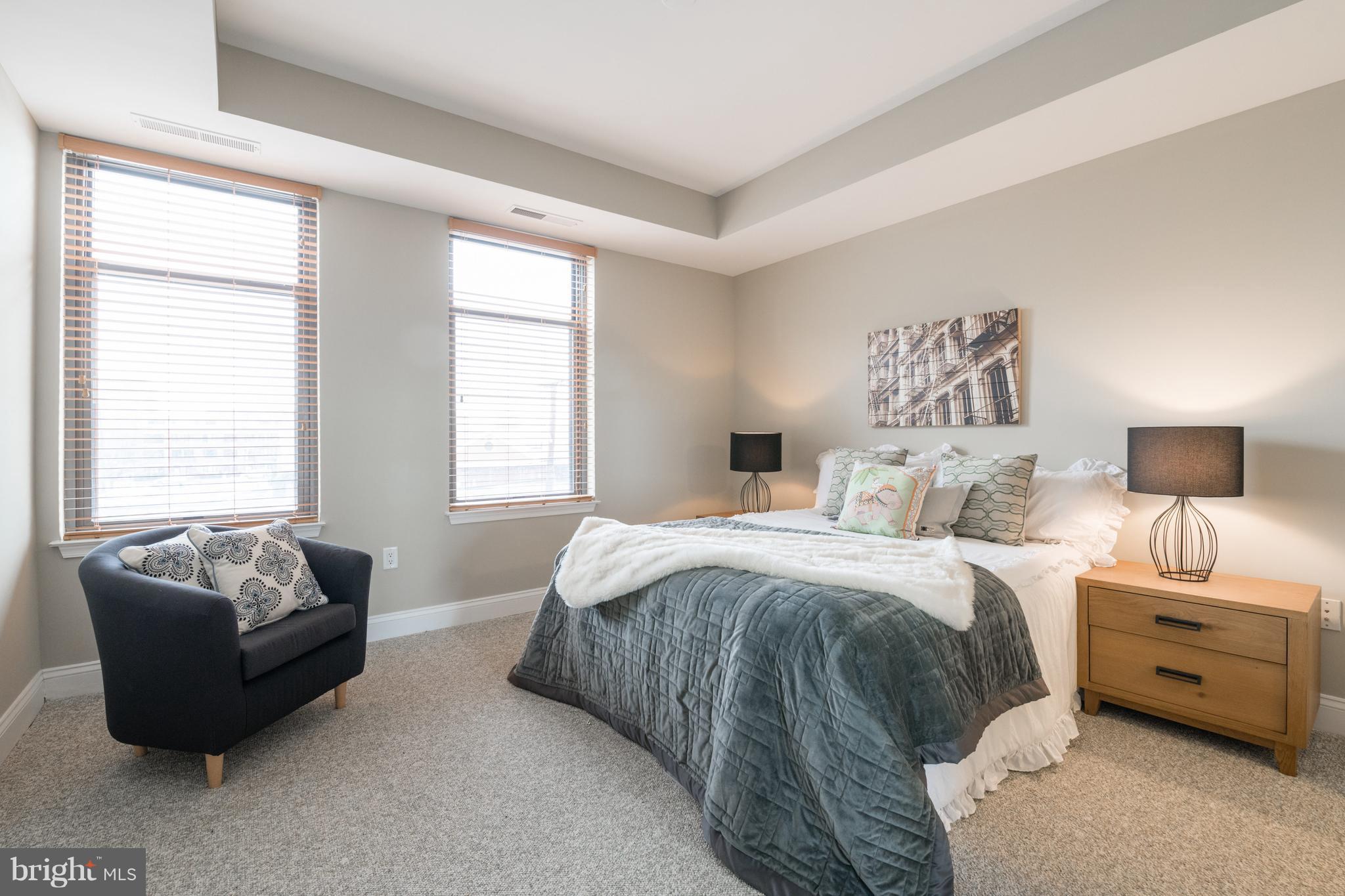 525 FAYETTE ST N #315