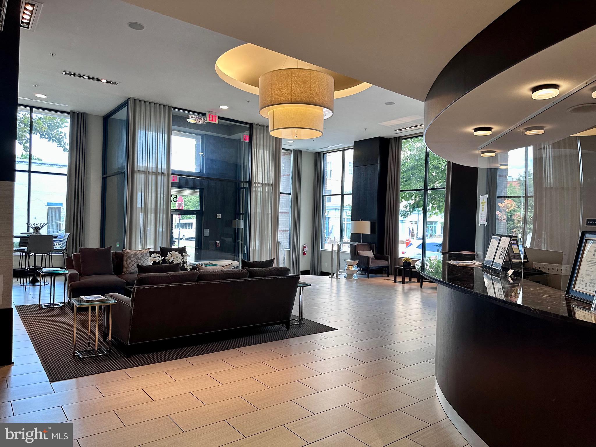 525 FAYETTE ST N #315