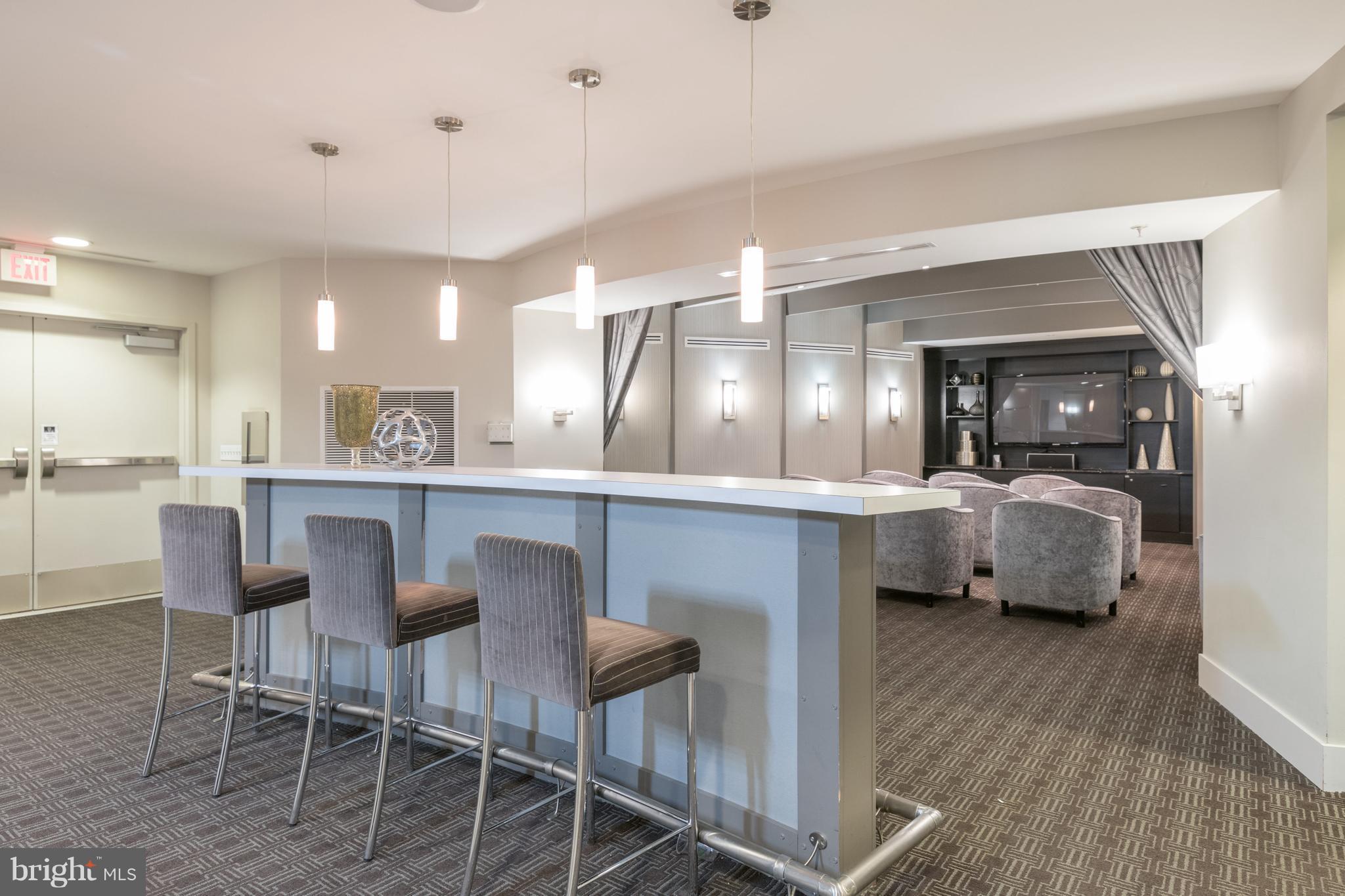 525 FAYETTE ST N #315
