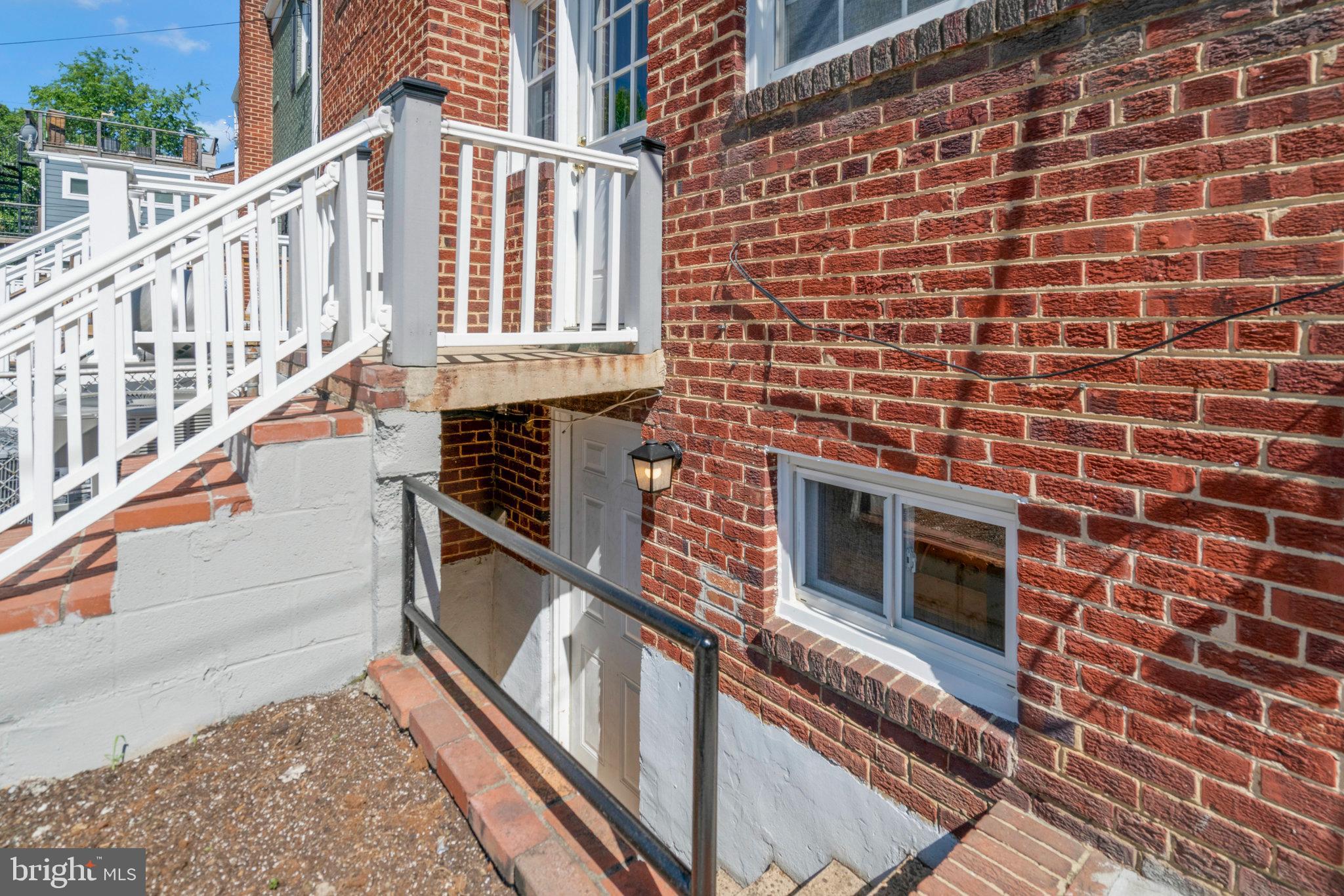 509 E Windsor Ave #A