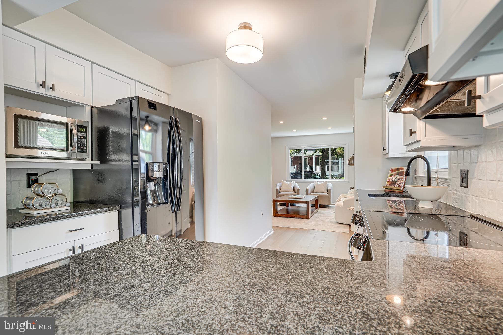 100 E Howell Ave #B