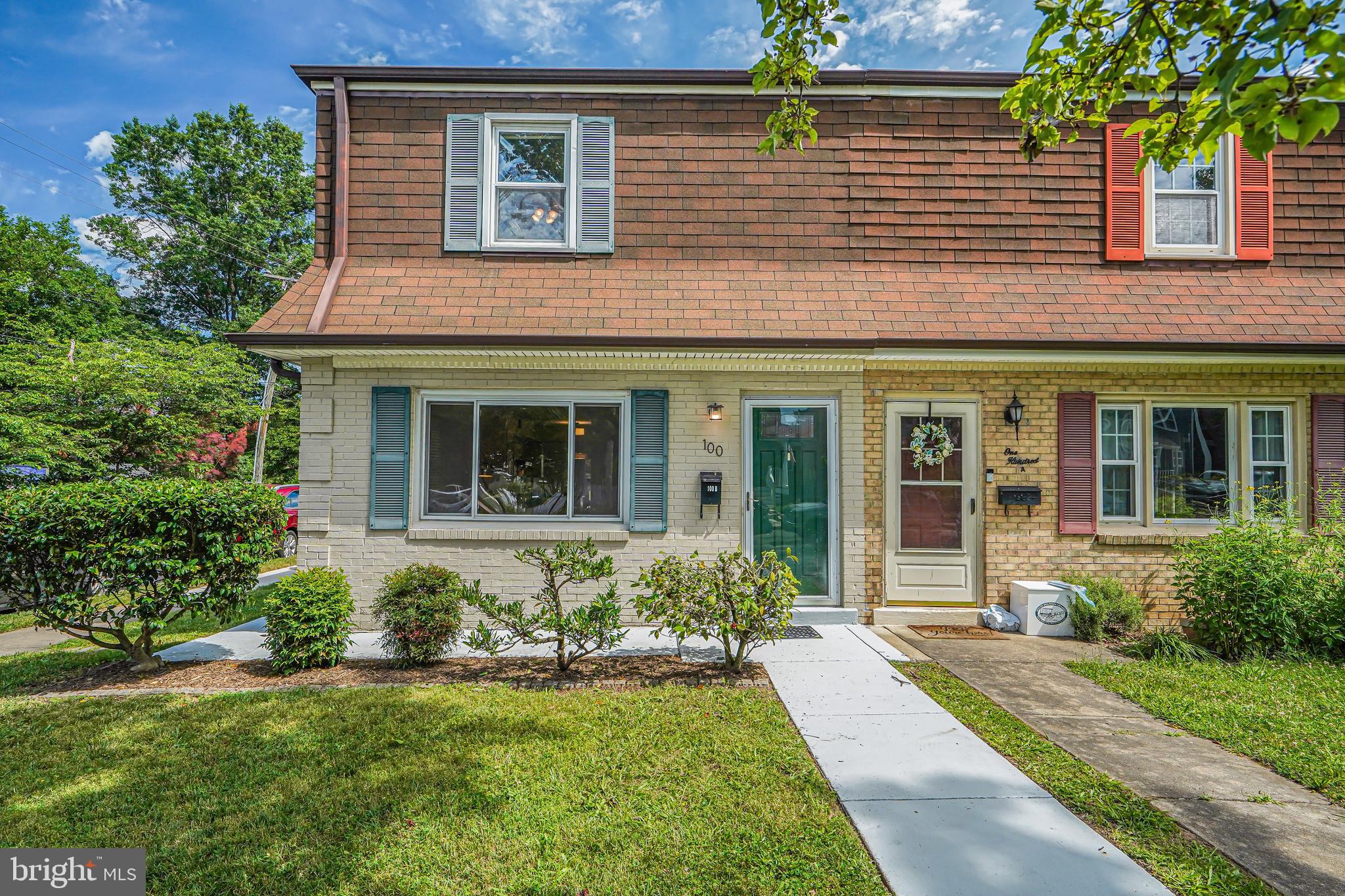 100 E Howell Ave #B