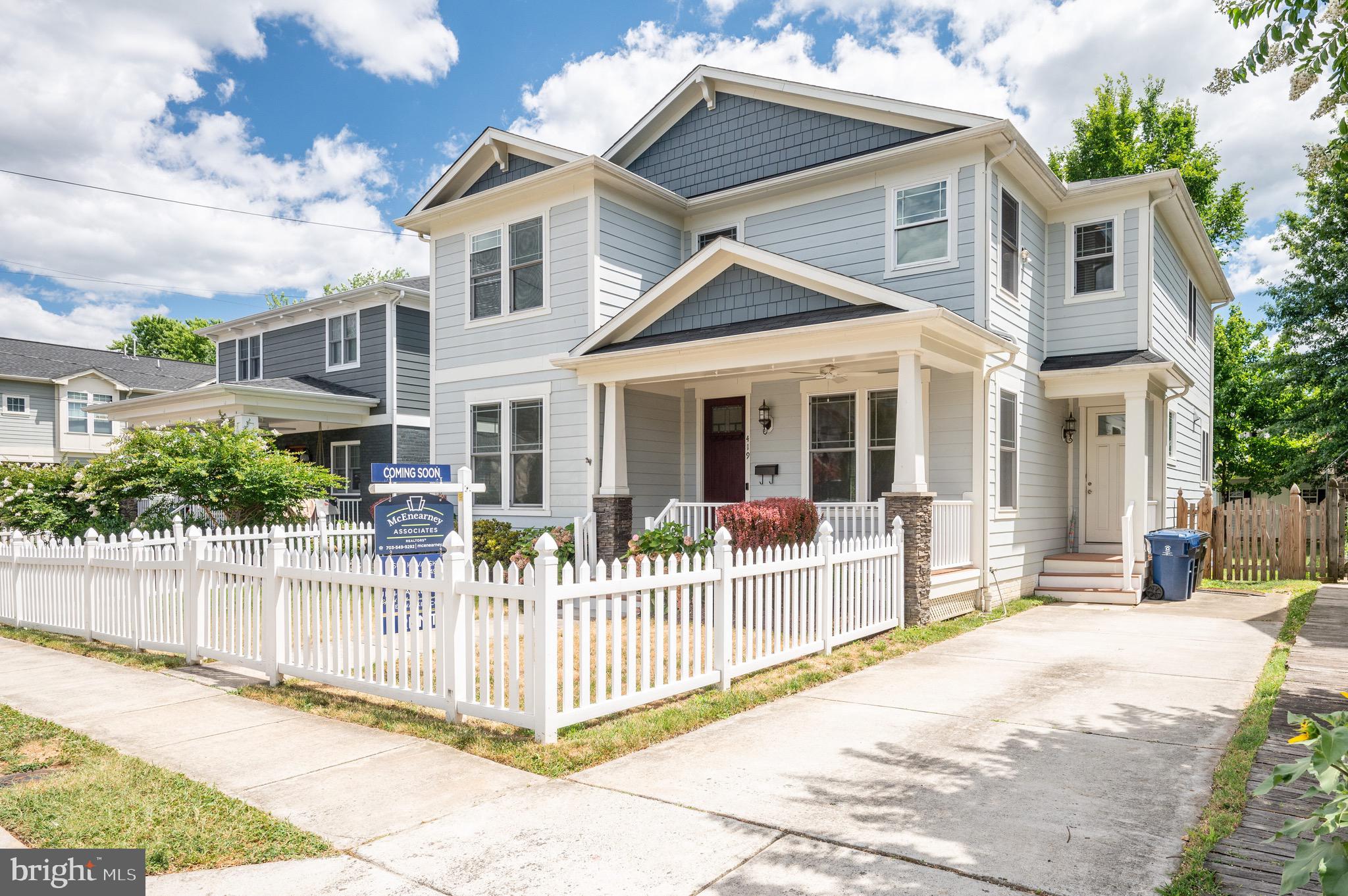 419 E CUSTIS AVE