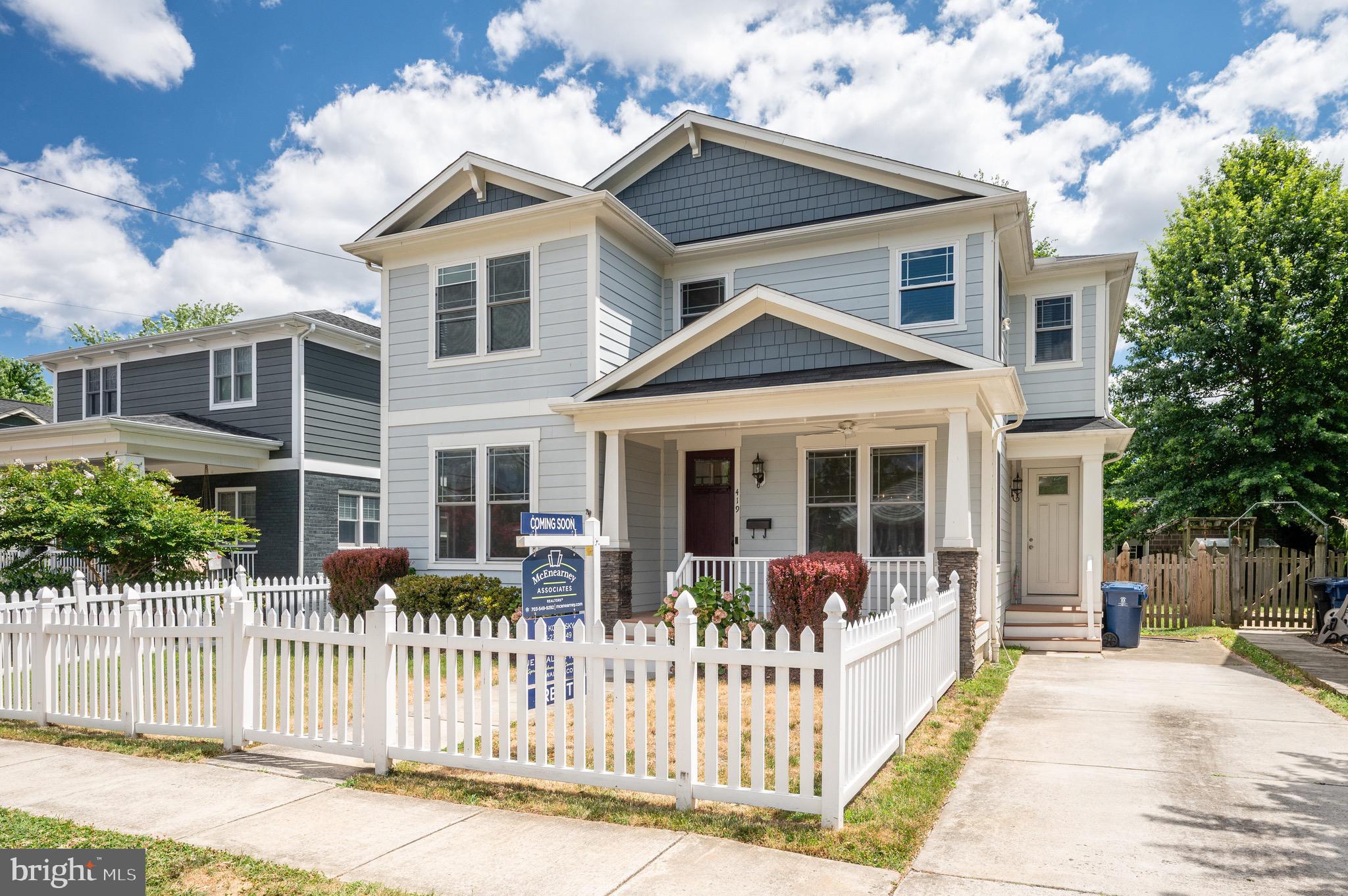 419 E CUSTIS AVE