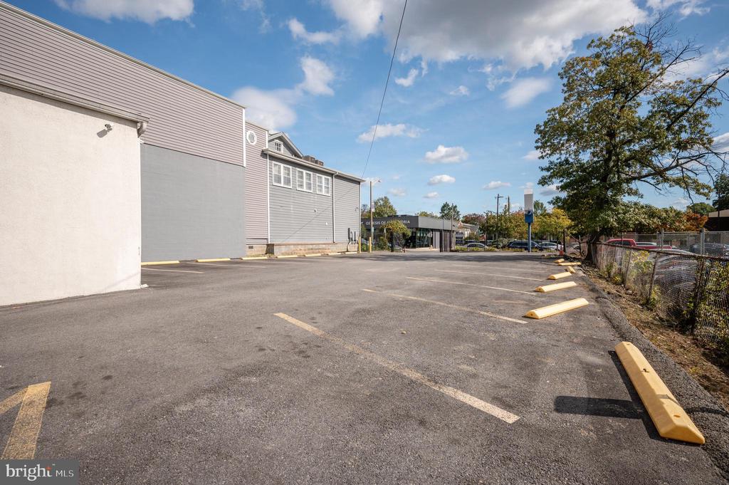 1710 Mount Vernon Ave