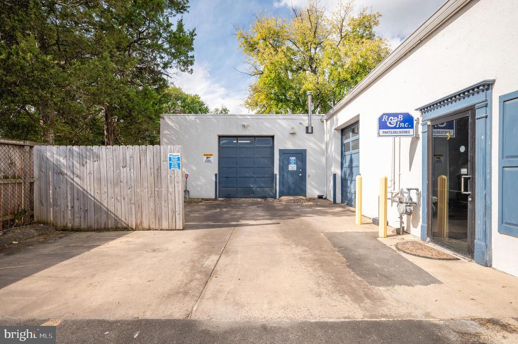 1710 Mount Vernon Ave