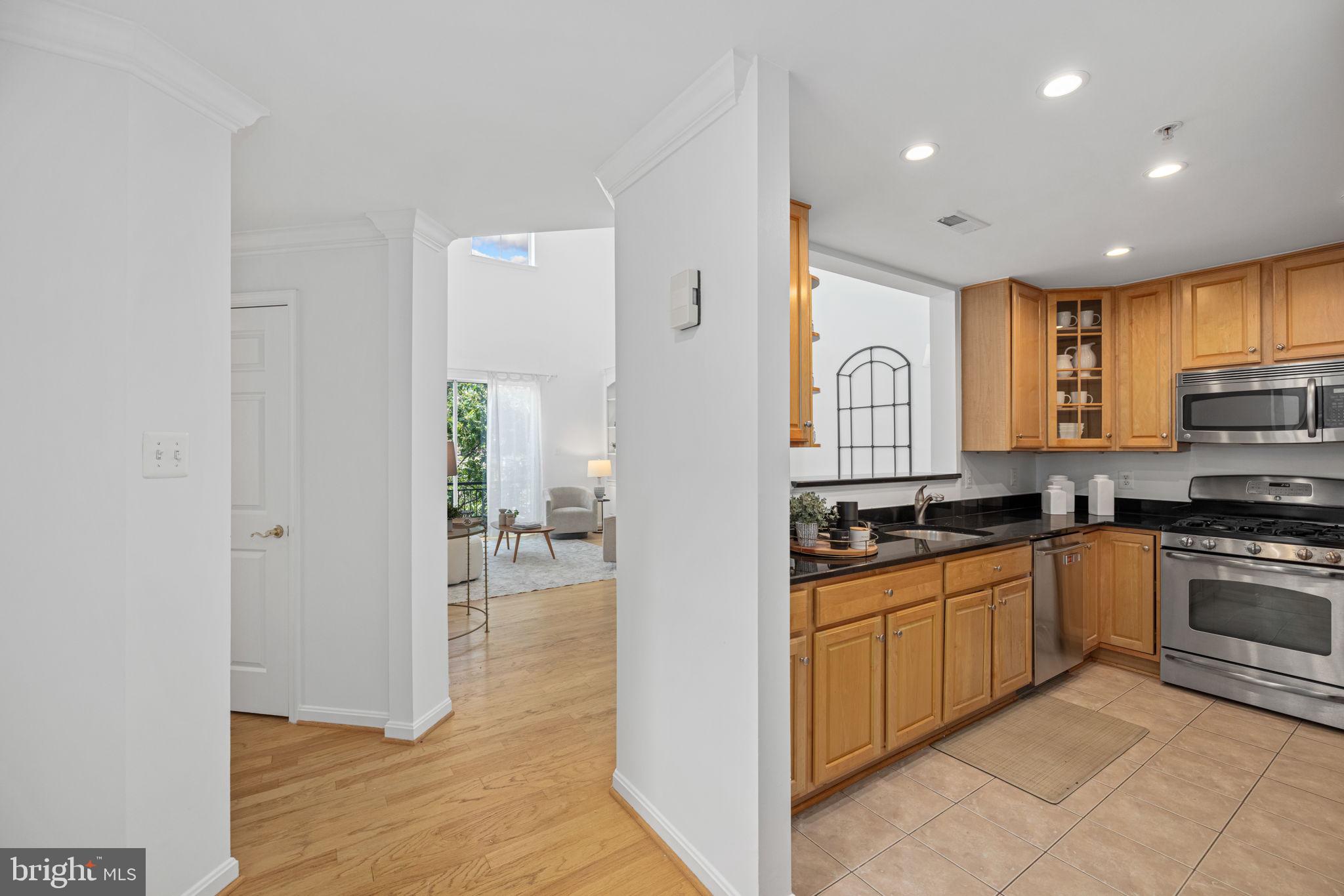 621 N Saint Asaph St #308