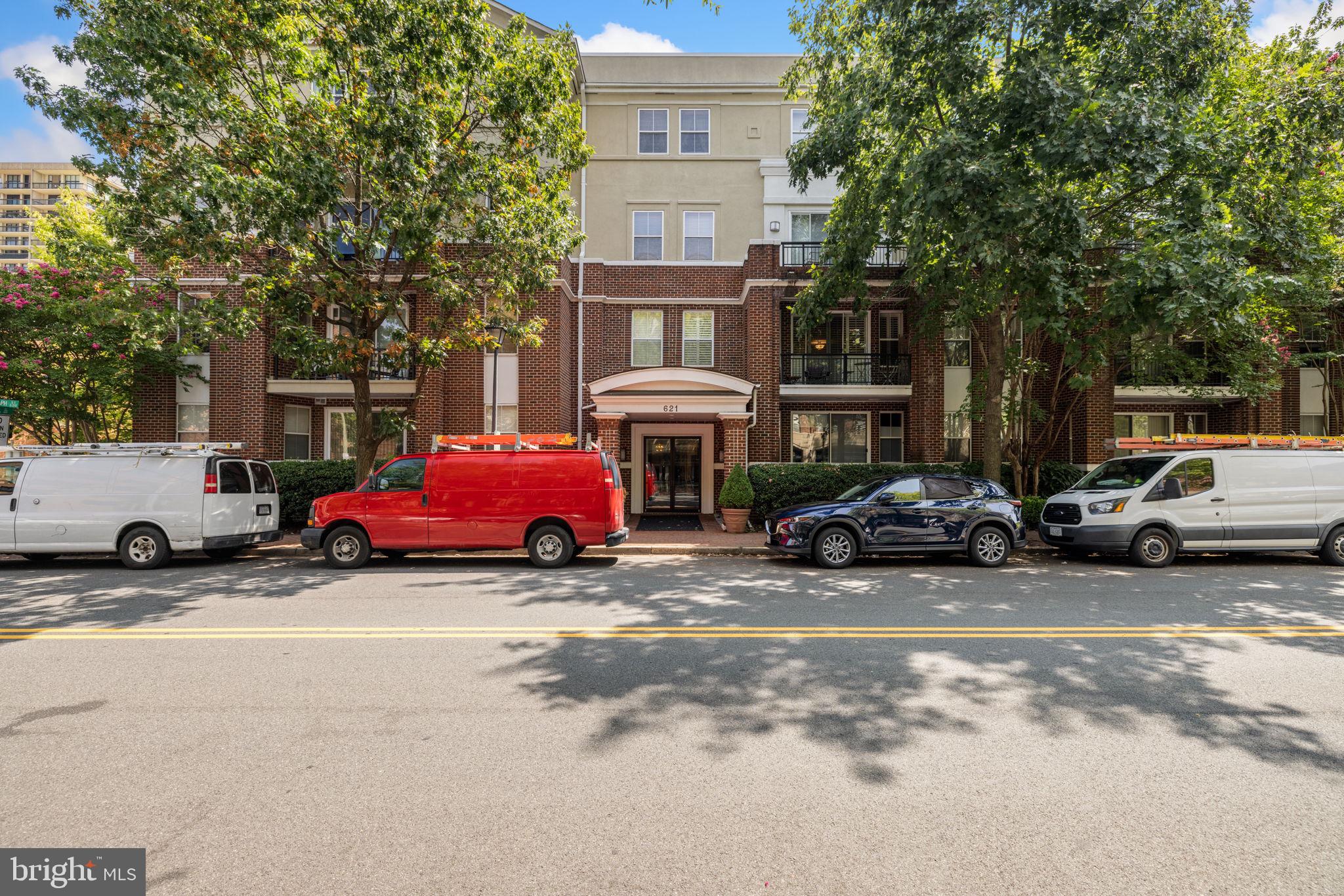 621 N Saint Asaph St #308
