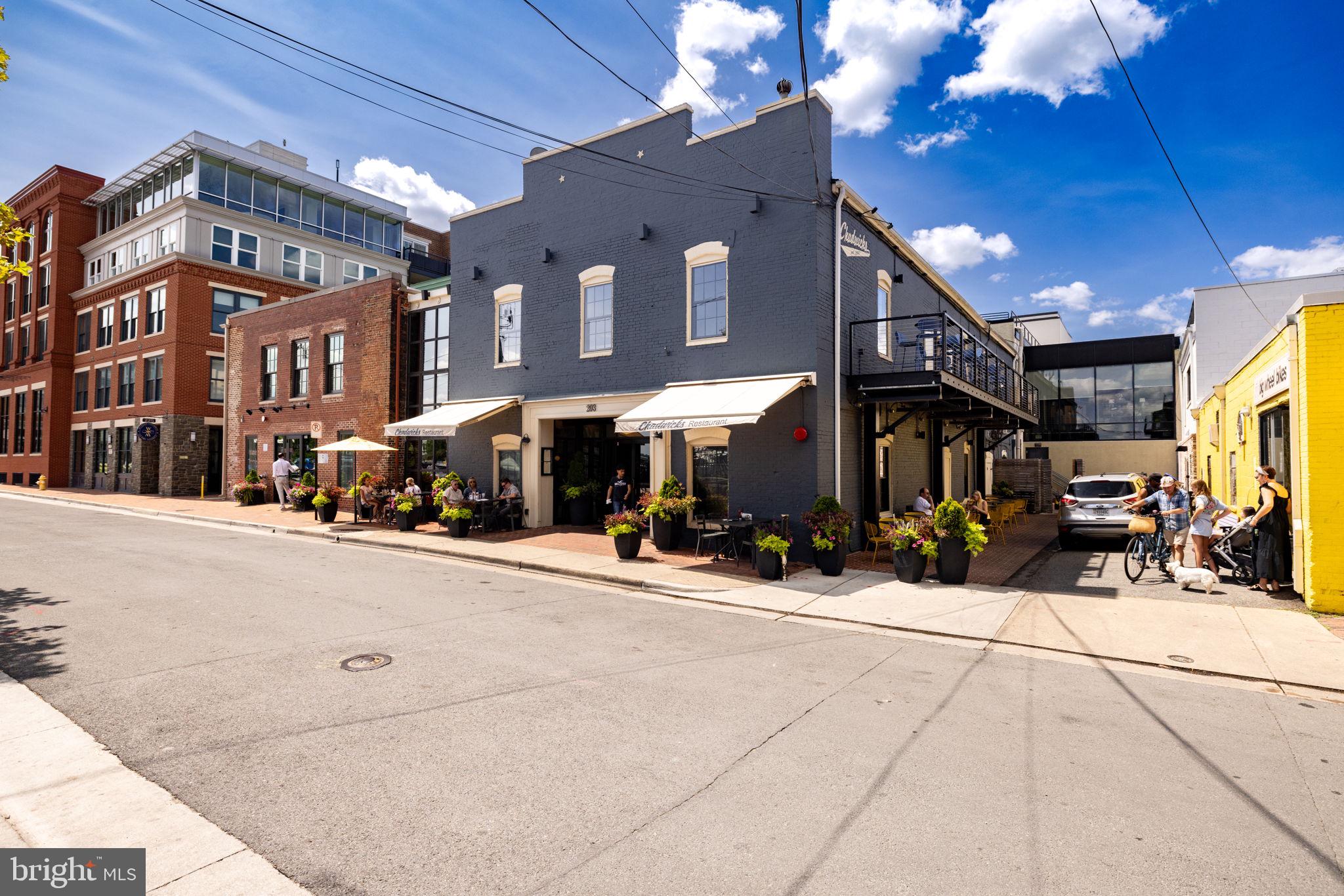 621 N Saint Asaph St #308