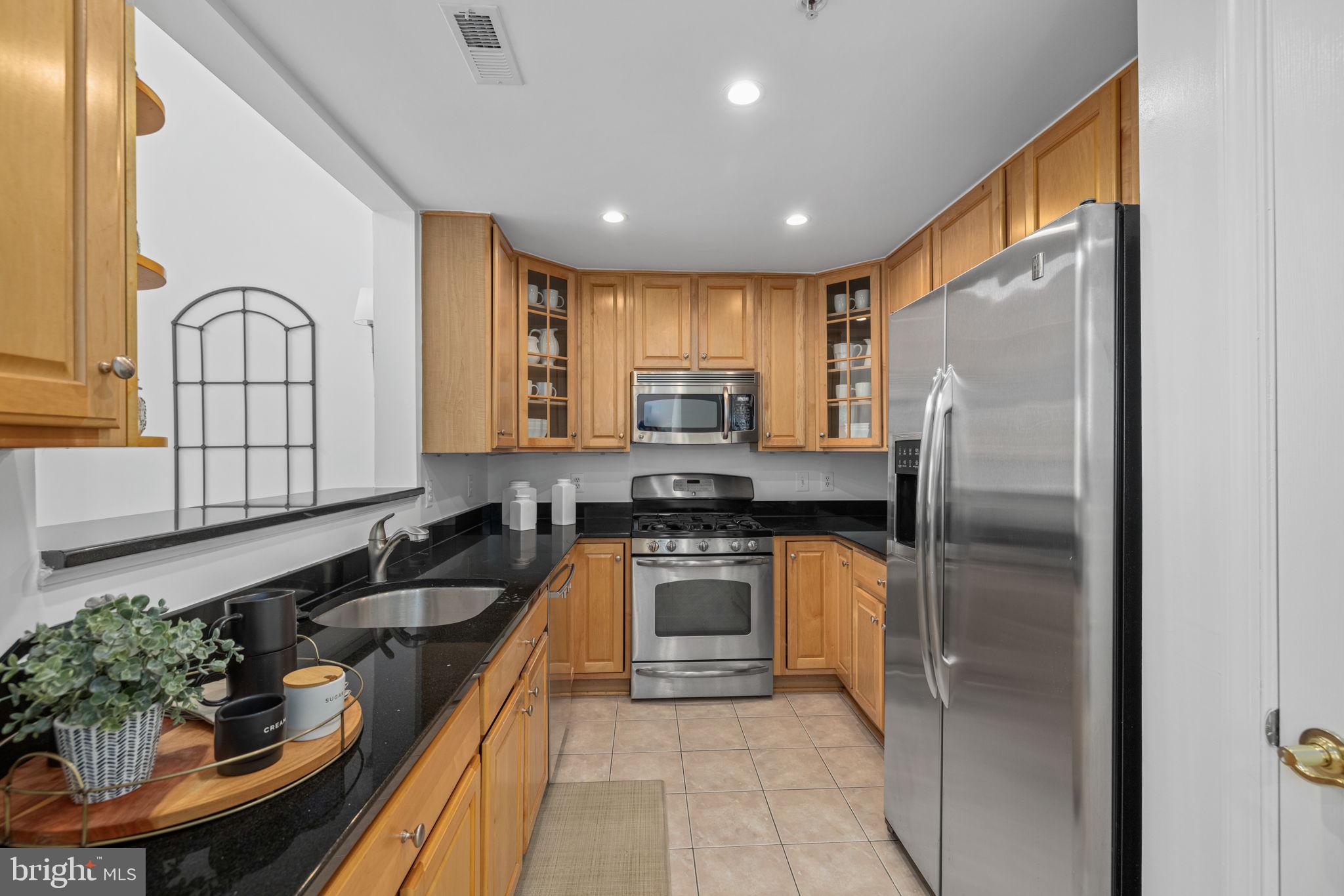 621 N Saint Asaph St #308