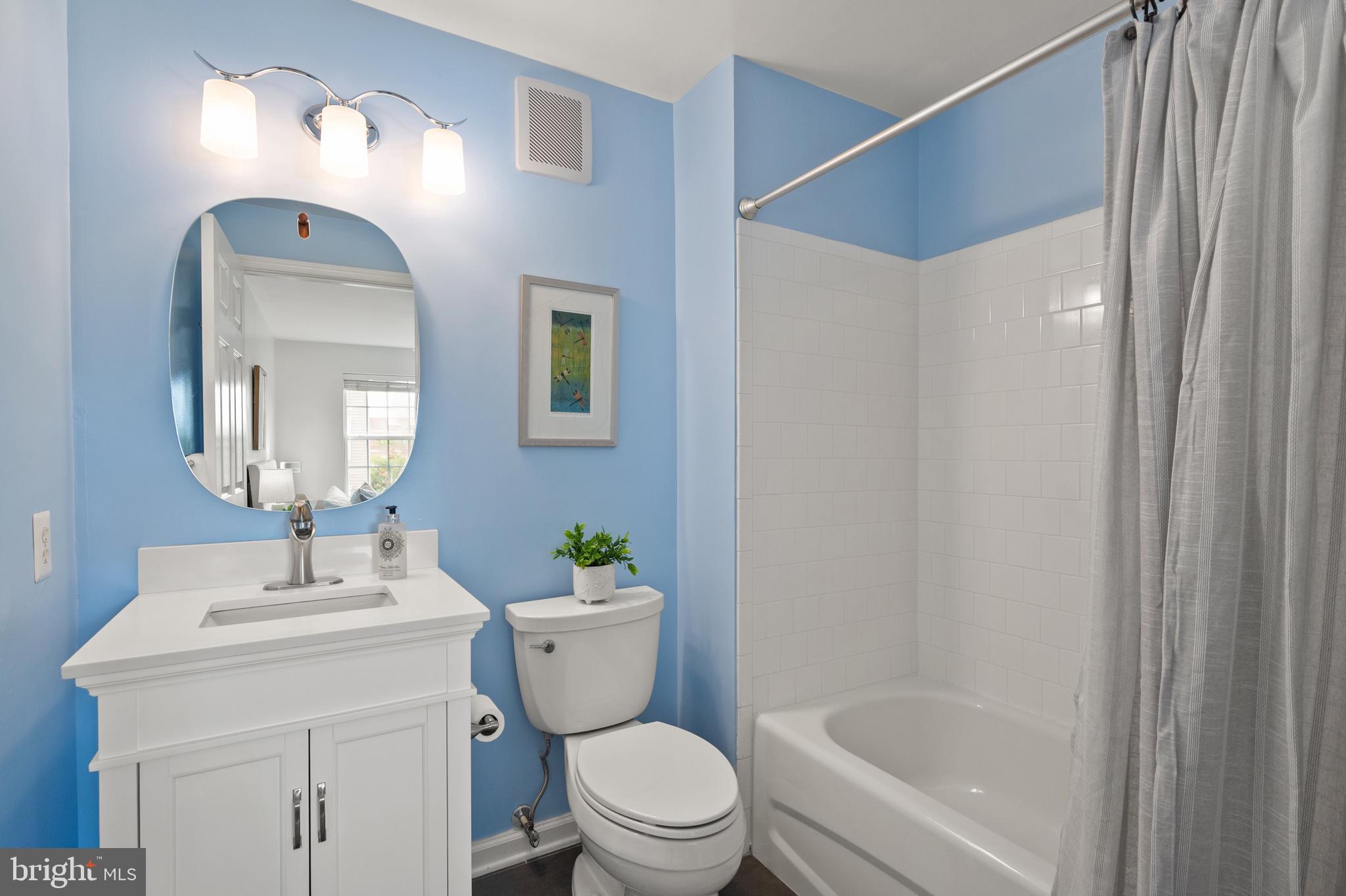 1404 Roundhouse Ln #309