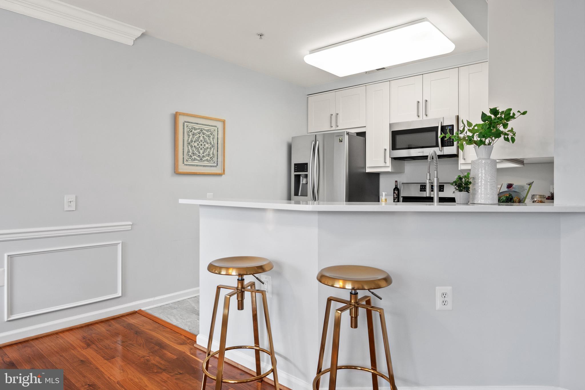 1404 Roundhouse Ln #309