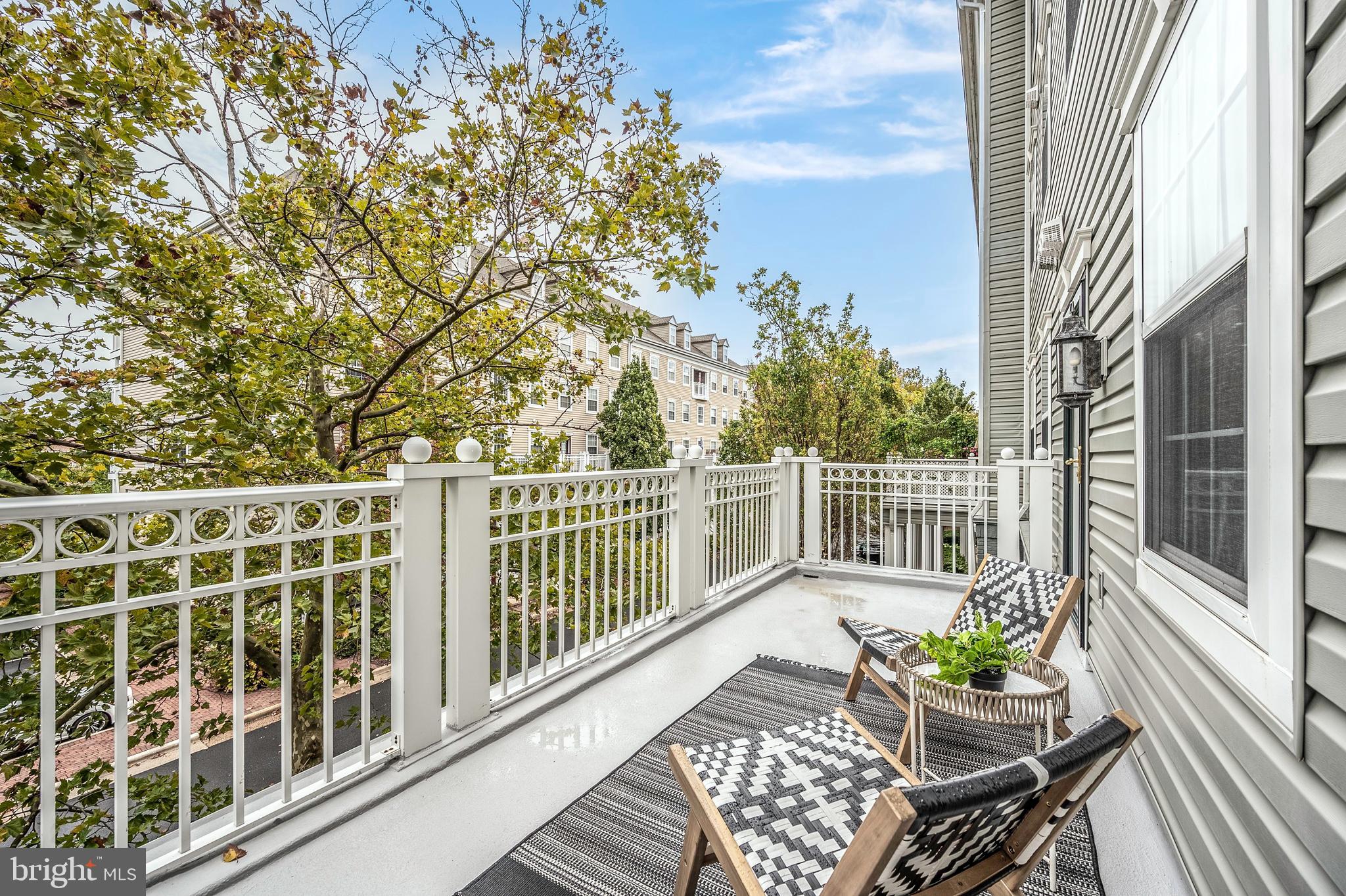 1404 Roundhouse Ln #309